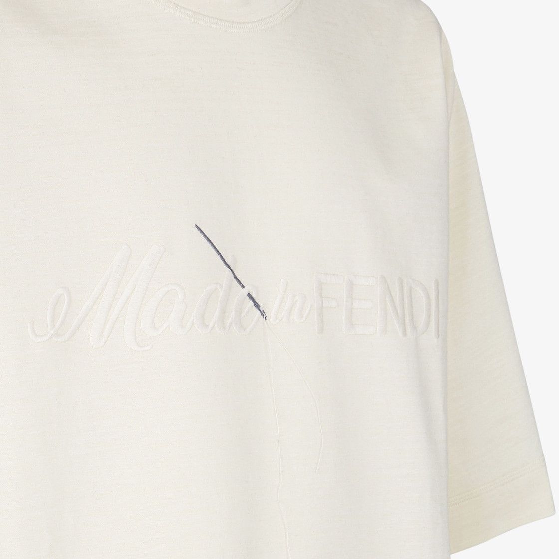 Fendi o1s1wg110525 T- Shirt in White Size US M / EU 48-50 / 2 - 3 Thumbnail