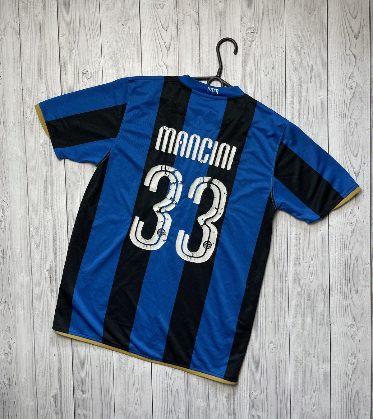 Vintage Vintage Nike Inter Milan soccer jersey 33 Mancini size M Size US M / EU 48-50 / 2 - 1 Thumbnail