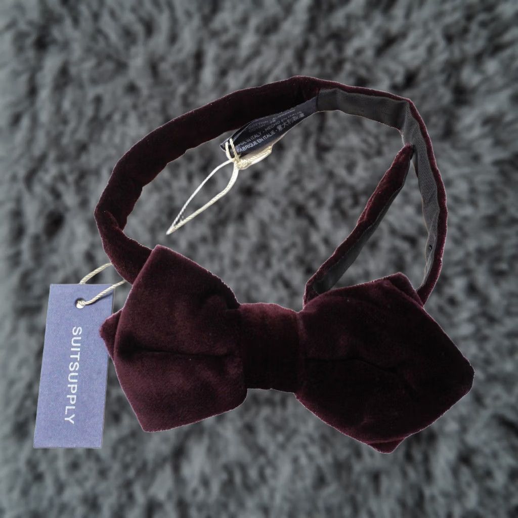 Suitsupply SUITSUPPLY Velvet Bordeaux Bow Tie Men's ONE SIZE Self Tied Adjustable Burgundy Formal Business Size ONE SIZE - 1 Thumbnail