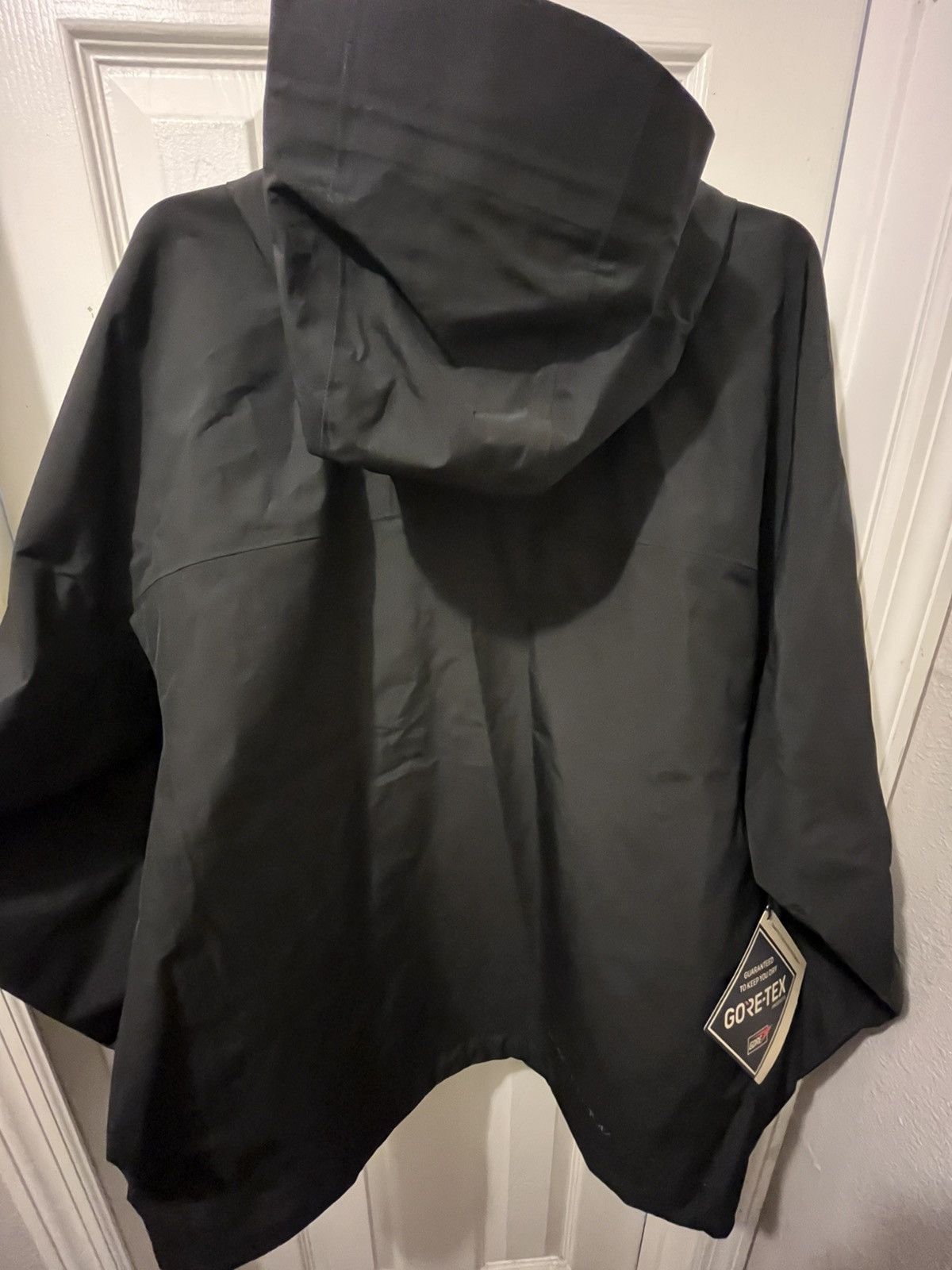 Nike Nike ACG Storm-FIT ADV GORE-TEX Jacket FV8641-010 Men Size S Size US S / EU 44-46 / 1 - 9 Thumbnail