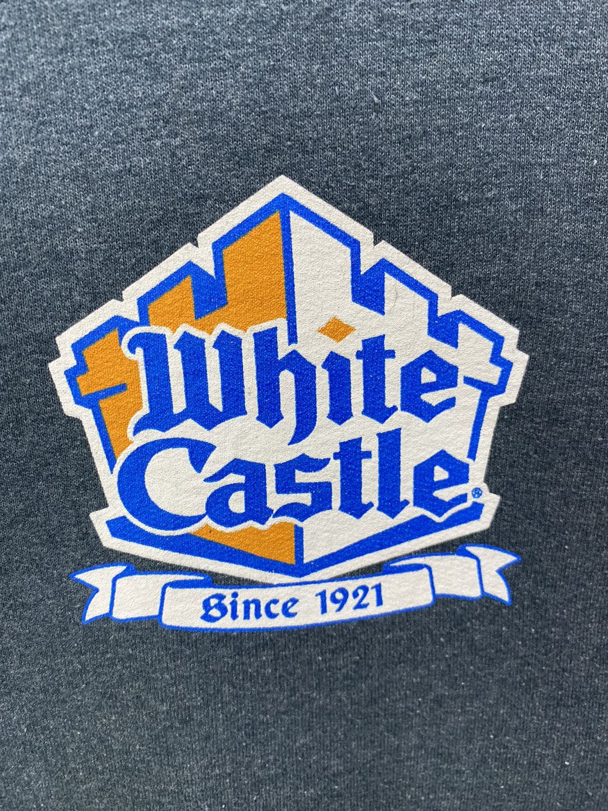 Gildan Vintage Gildan White Castle Sweatshirt Big Logo Crewneck Size US M / EU 48-50 / 2 - 6 Thumbnail