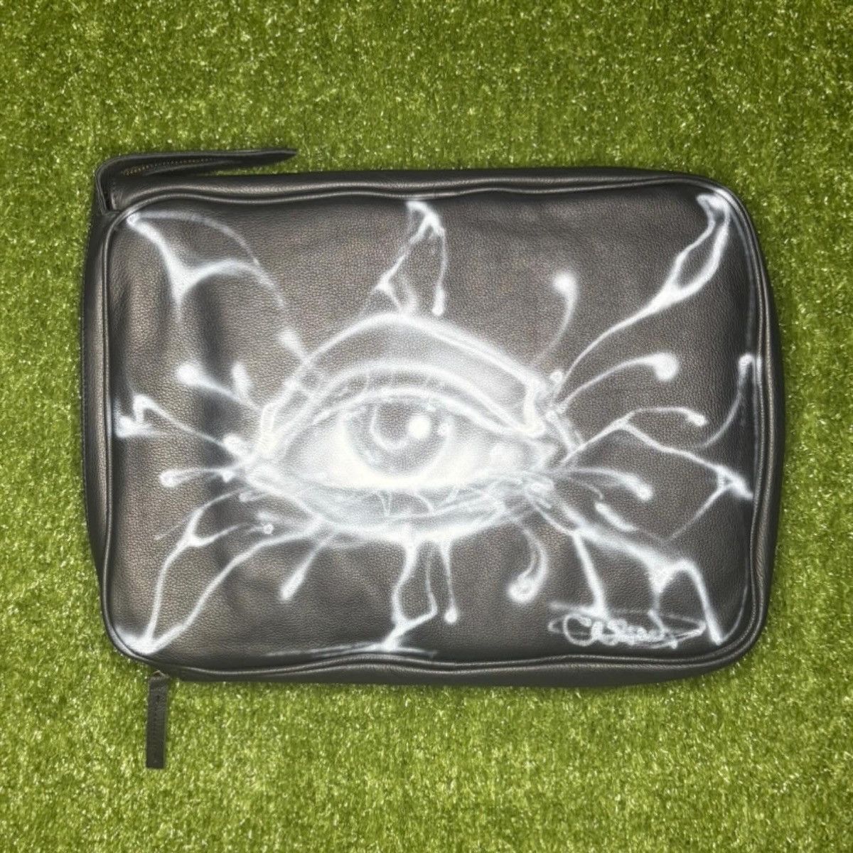 The GV Gallery GV Gallery DeeCosey 1 of 1 Airbrushed Laptop Case Size ONE SIZE - 1 Thumbnail