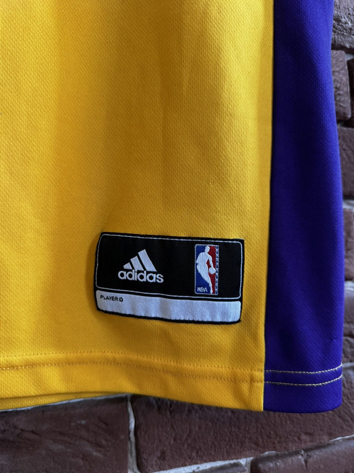 Vintage 00s Adidas LA Lakers 24 Bryant Basketball NBA Jersey