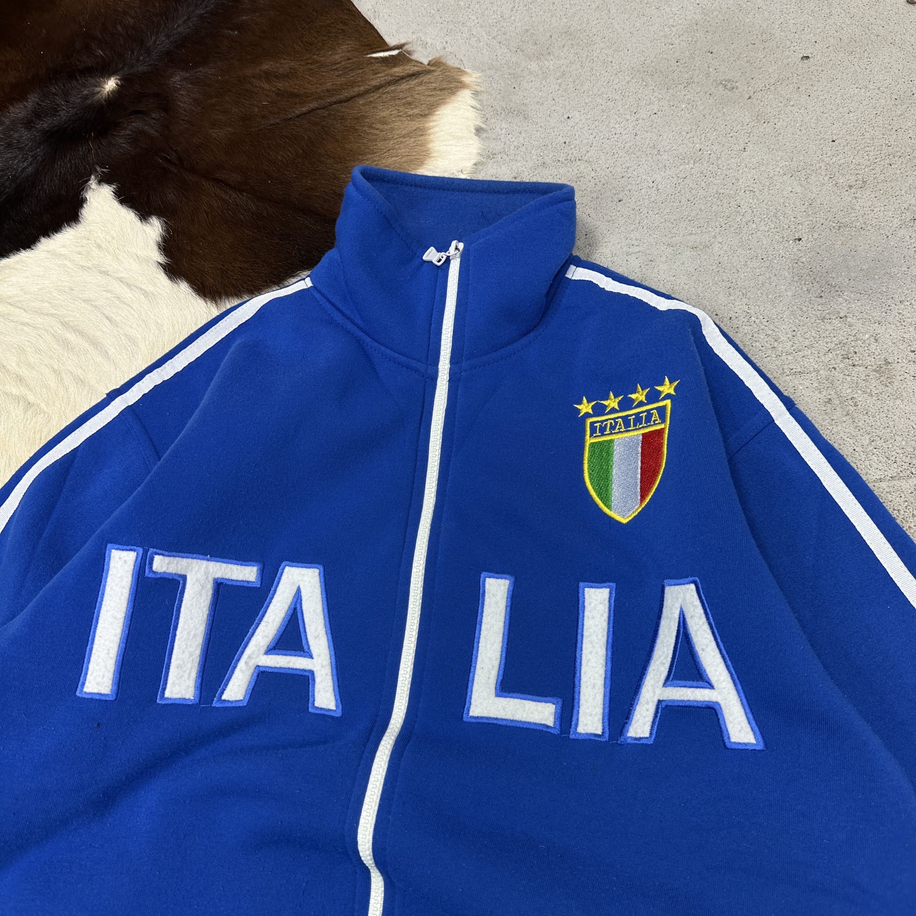 Vintage Vintage Streetwear Sporty Italy Blokecore Sweatshirt 00s Size US M / EU 48-50 / 2 - 3 Thumbnail