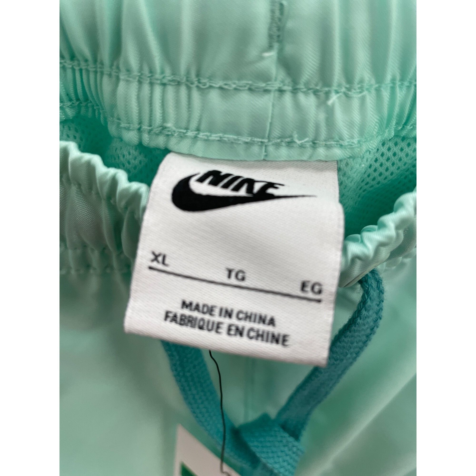 Nike Nike Swoosh mens green swim trunks shorts size XL SKU 8471 Size US 44 / EU 60 - 7 Thumbnail