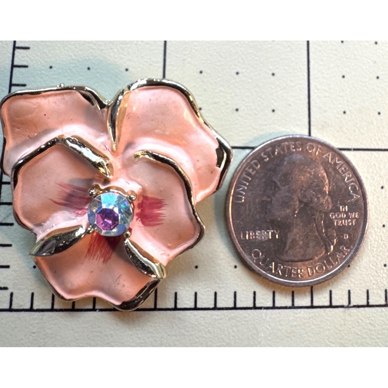 Vintage Vintage Enamel Peach Pansy Aurora Borealis Flower Gold Tone Size ONE SIZE - 4 Thumbnail