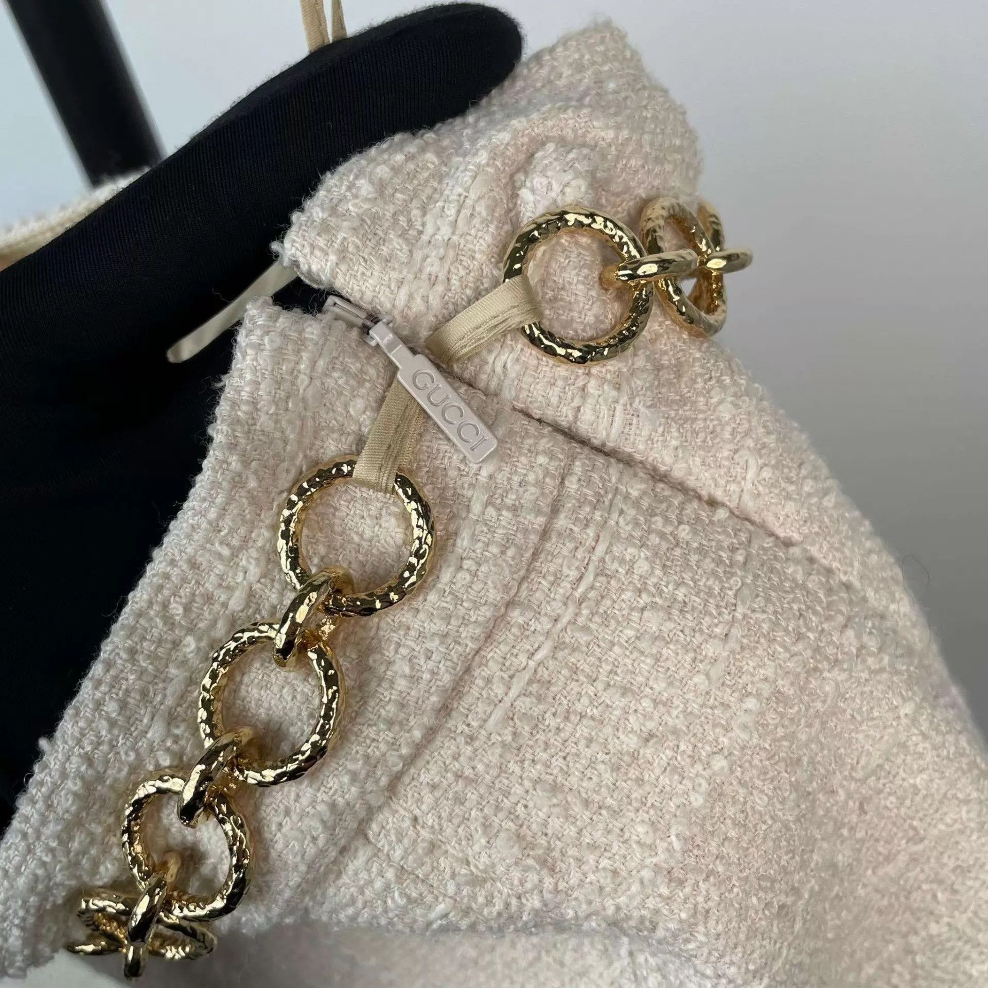 Gucci Gucci white chain skirt 38 new with tags Size 26" / US 2 / IT 38 - 8 Thumbnail