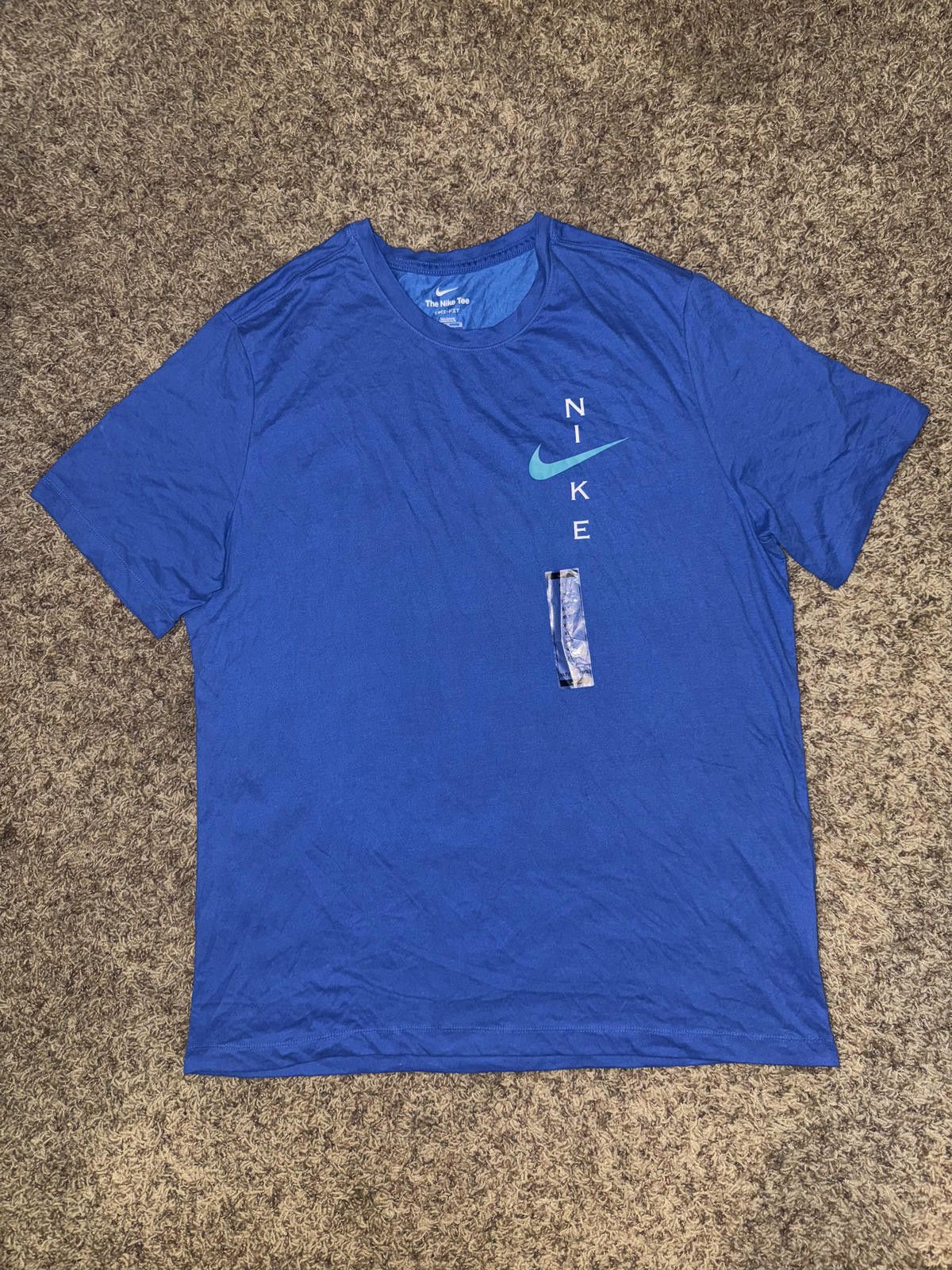 Nike Nike Mens Short Sleeve Training Graphic T-Shirt Size US L / EU 52-54 / 3 - 1 Thumbnail