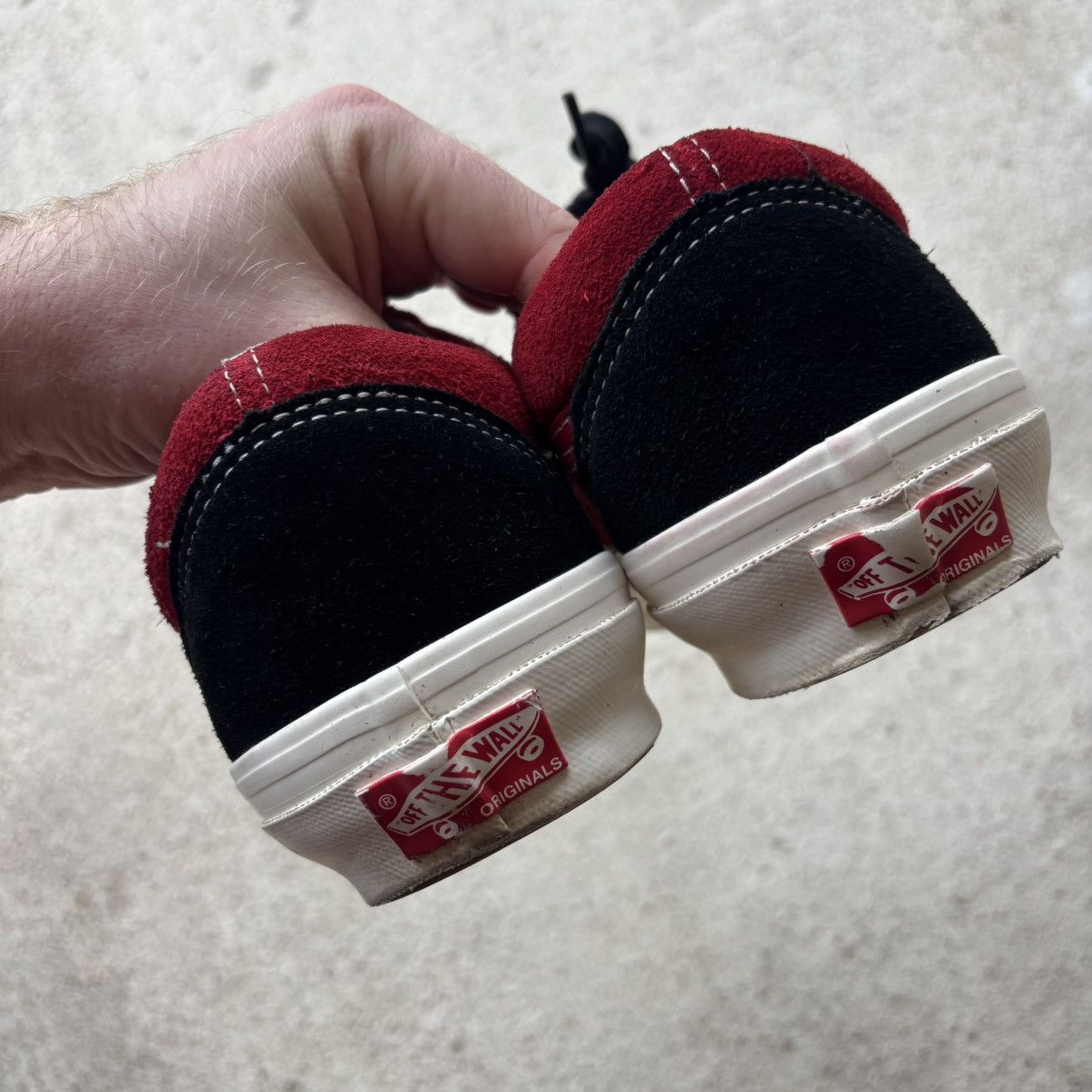 Vans Vault OG LX Old Skool Red Chili Pepper Black Suede Size 9 Size US 9 / EU 42 - 7 Thumbnail