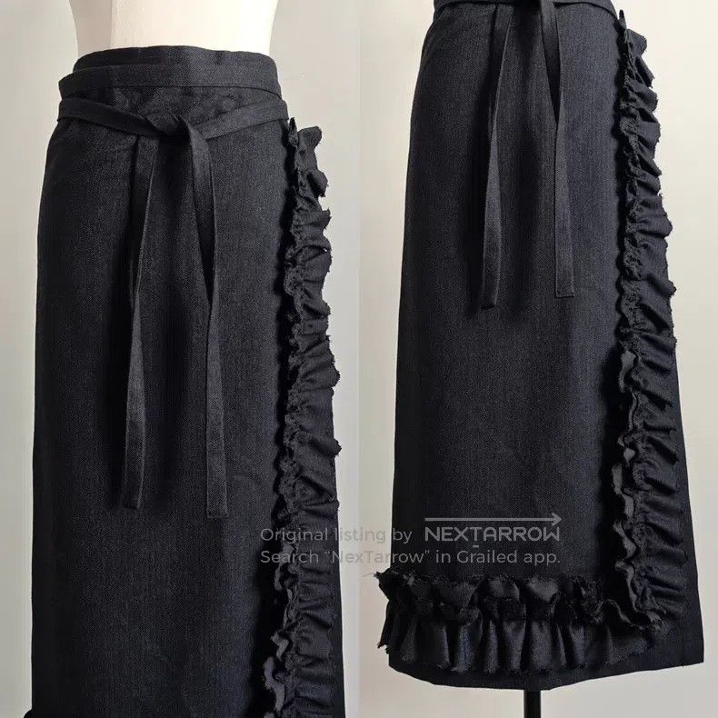 Comme des Garcons Comme Des Garcons size one-size-fits-all Wool pinch flower Size 22" - 2 Thumbnail