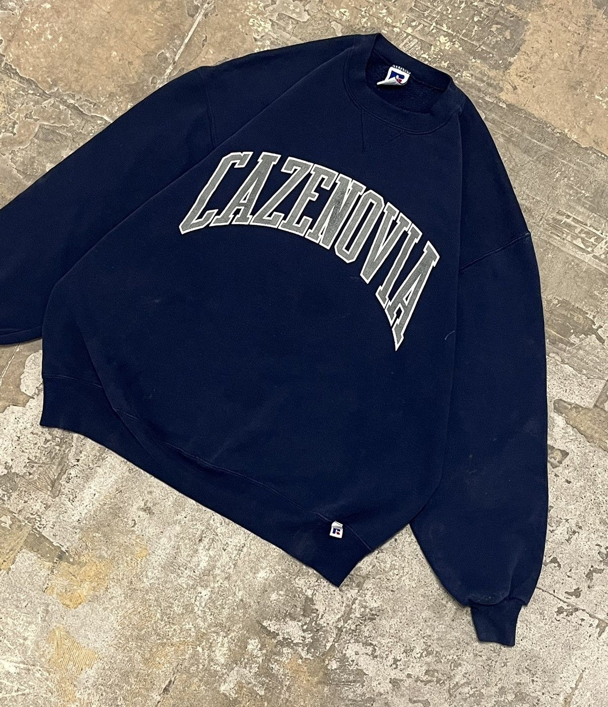 Russell Athletic × Vintage Russell athletic vintage boxy fit sweatshirt Size US XL / EU 56 / 4 - 4 Thumbnail