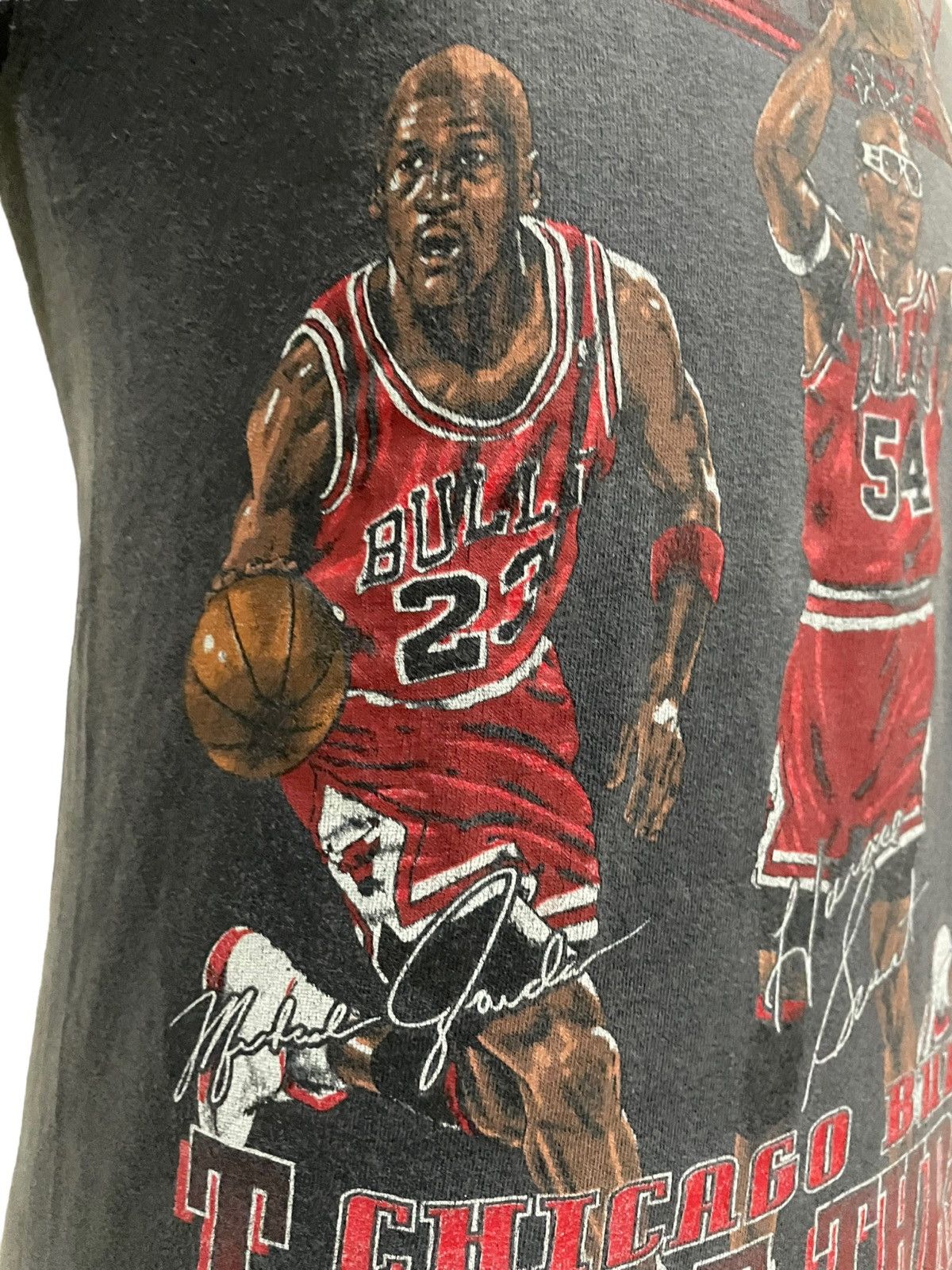 NBA × Vintage Distressed Chicago Bulls Triple Threar Michael Jordan Tee Size US M / EU 48-50 / 2 - 16 Thumbnail