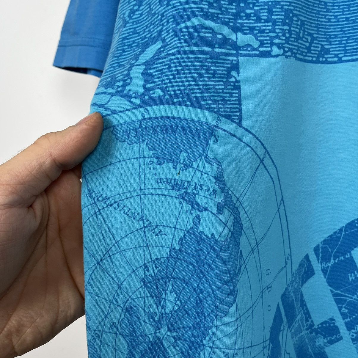 Nike Vintage Nike International y2k AOP rare tee 90’s Size US L / EU 52-54 / 3 - 12 Thumbnail