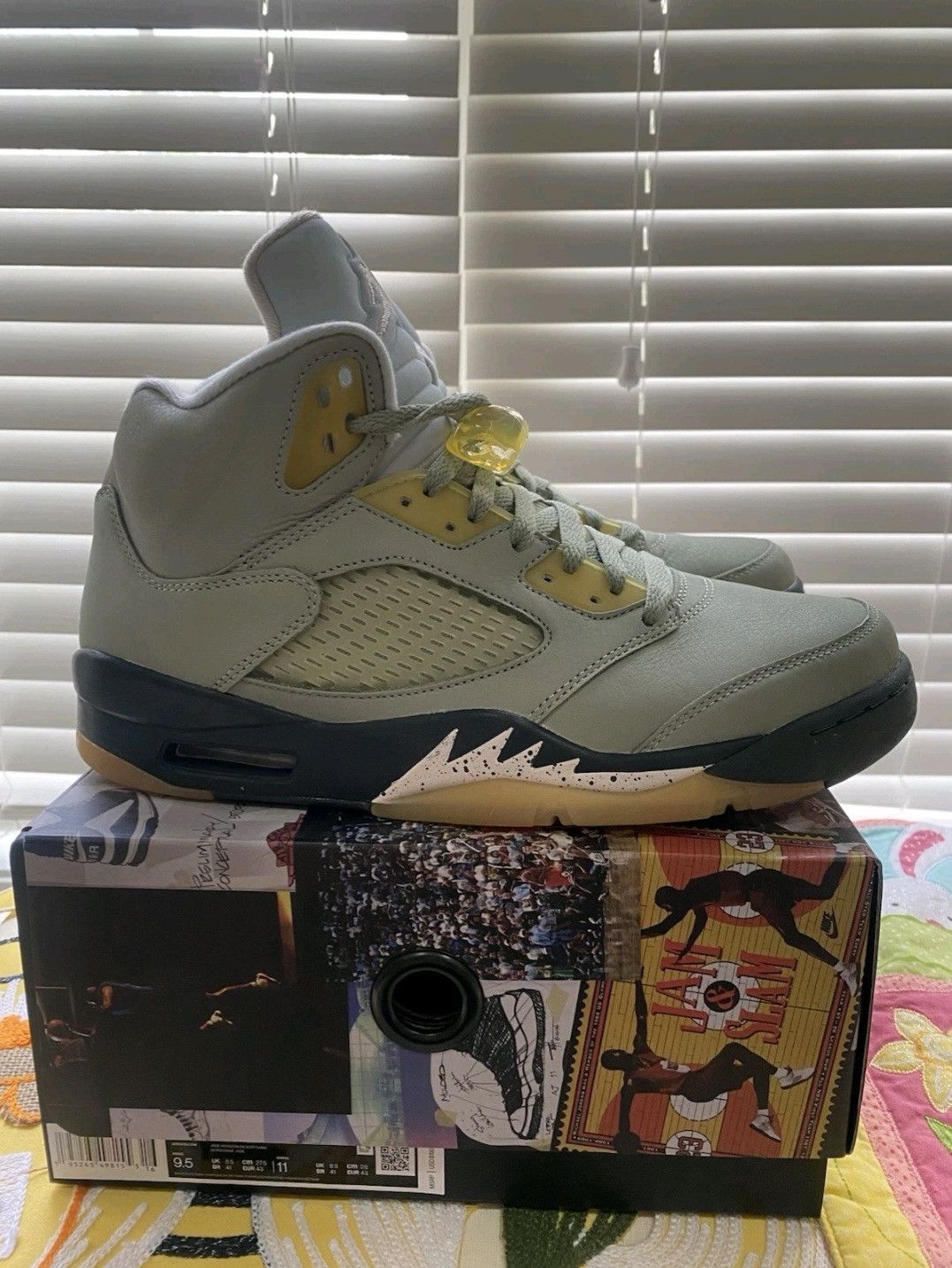 Jordan Brand Nike Air Jordan Retro 5 Jade Horizon DC7501300 Size 9.5 DS Size US 9.5 / EU 42-43 - 3 Thumbnail