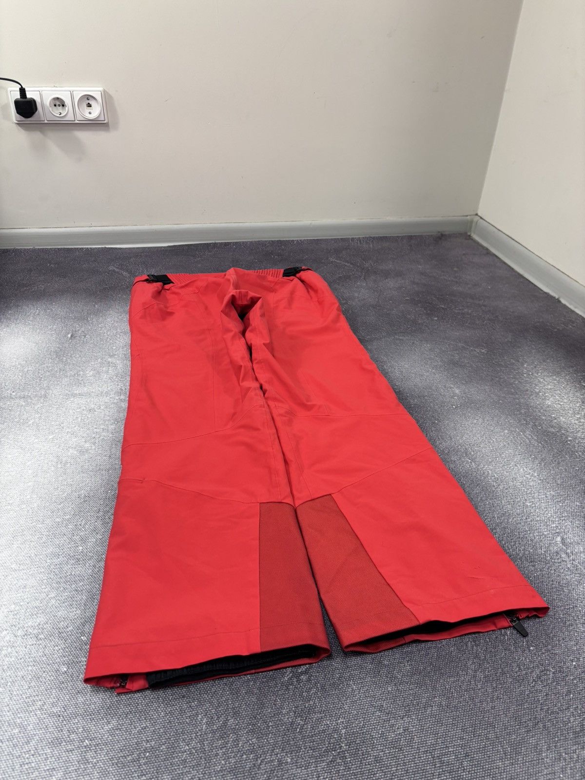 KJUS Kjus Women’s Formula Red Insulated Snow Ski Pants Trousers Size 36" / US 14 / IT 50 - 16 Thumbnail