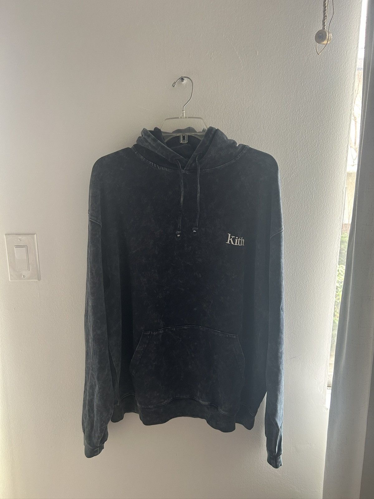 Kith williams iii crystal wash fleece hoodie hotsell