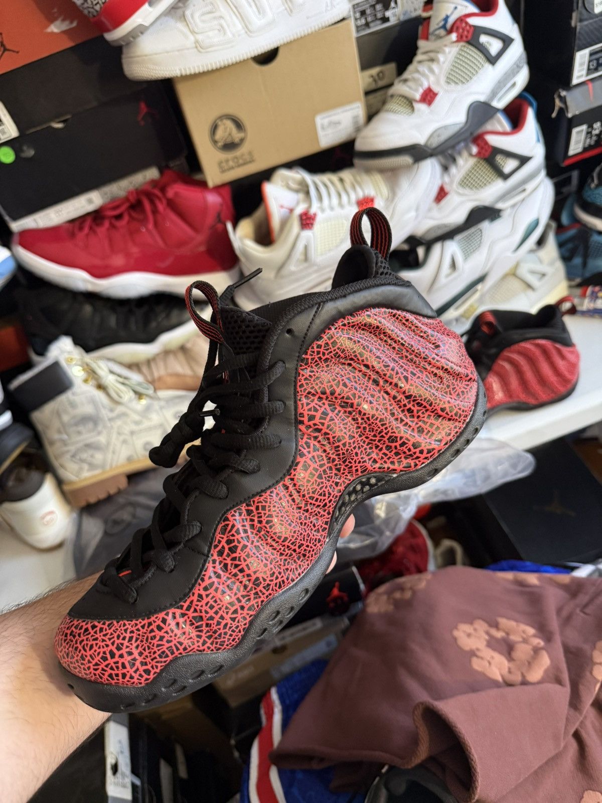 Nike Nike foamposite cracked lava sz 9 Size US 9 / EU 42 - 3 Thumbnail