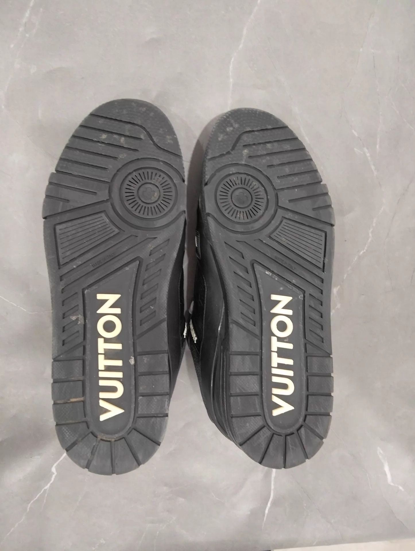 Louis Vuitton LV Trainer Black 41 (95 New) Size US 8 / EU 41 - 6 Thumbnail