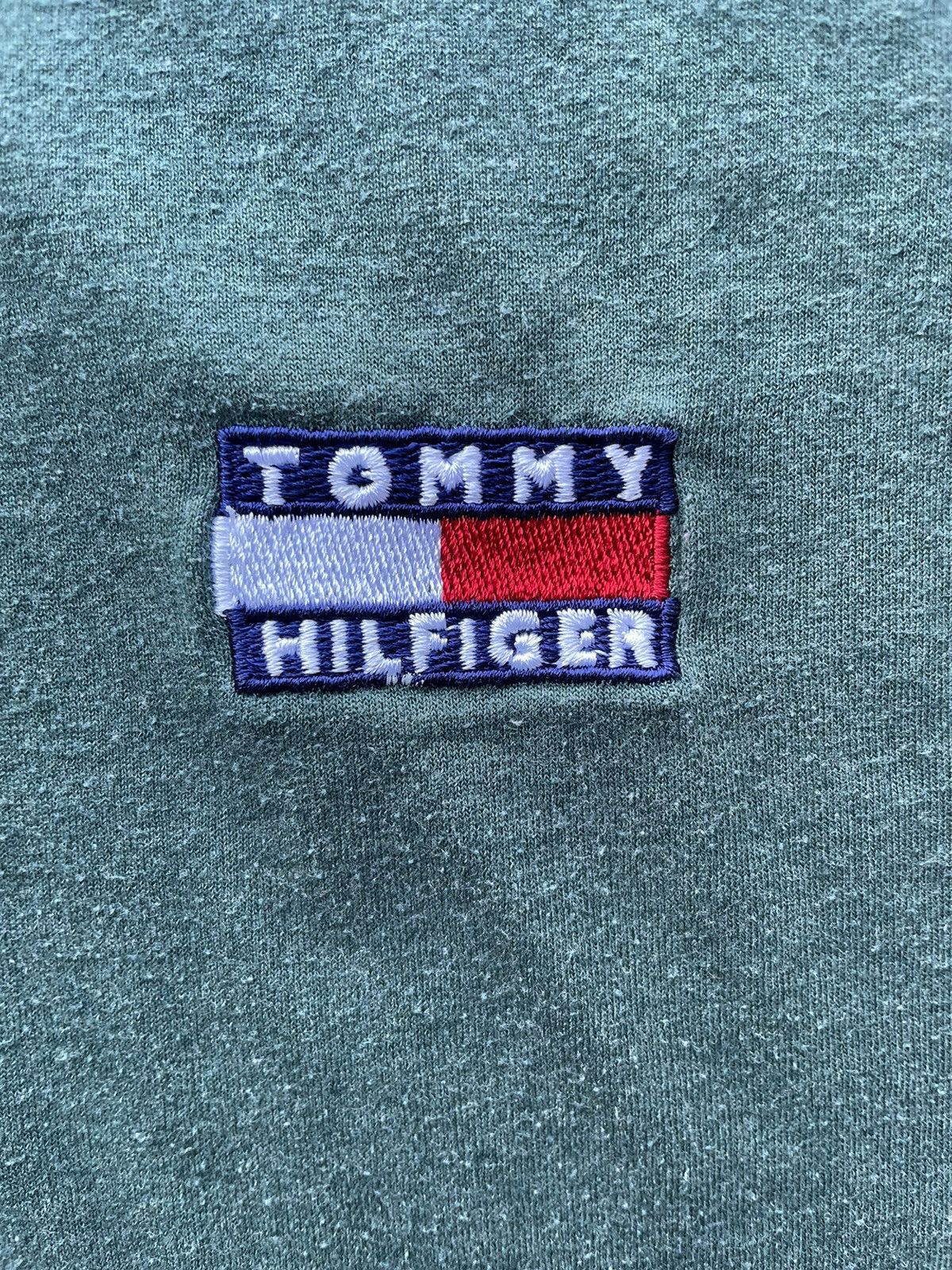 Tommy Hilfiger × Vintage Vintage Tommy Tee Size US M / EU 48-50 / 2 - 2 Thumbnail