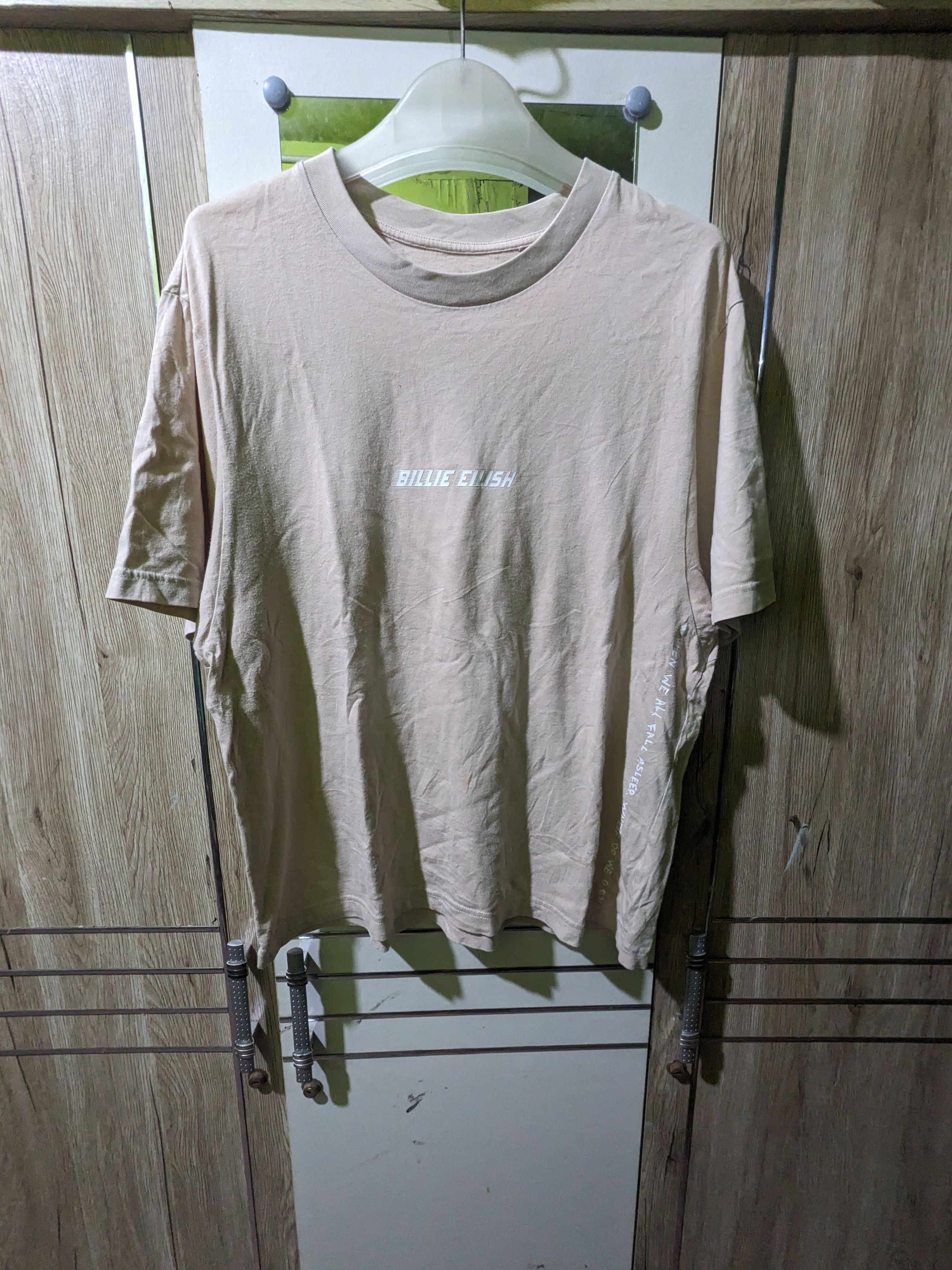 Billie Eilish × Uniqlo Uniqlo x Billie Eilish Size M / US 6-8 / IT 42-44 - 1 Thumbnail