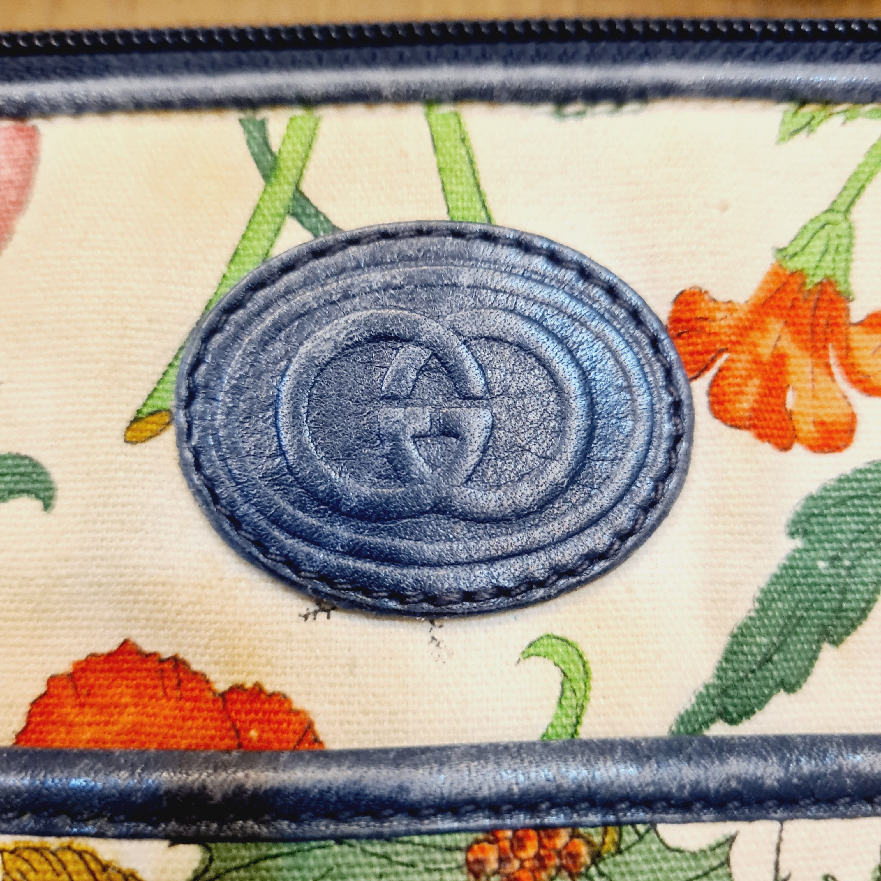 Gucci Vintage Gucci floral print crossbody bag Size ONE SIZE - 2 Thumbnail