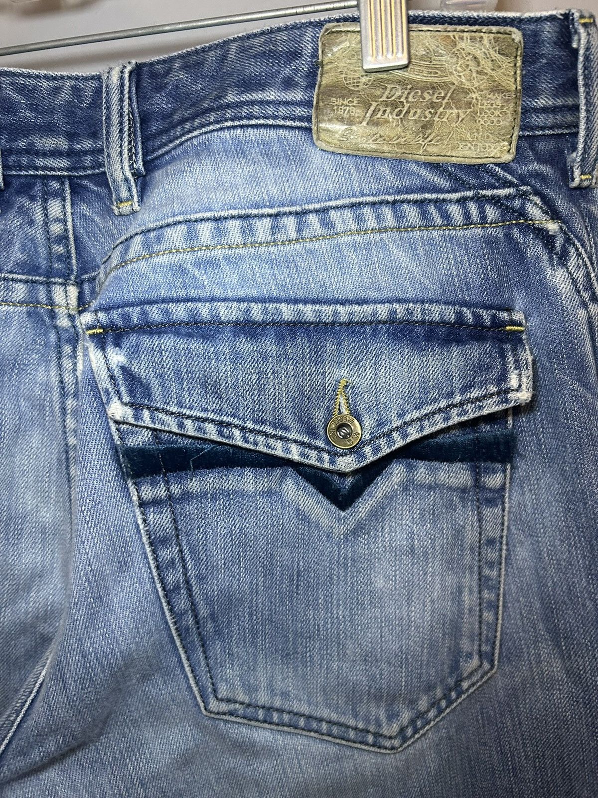 Diesel Vintage Diesel made in Italy “Ruky” distressed flared jeans Size US 32 / EU 48 - 7 Thumbnail