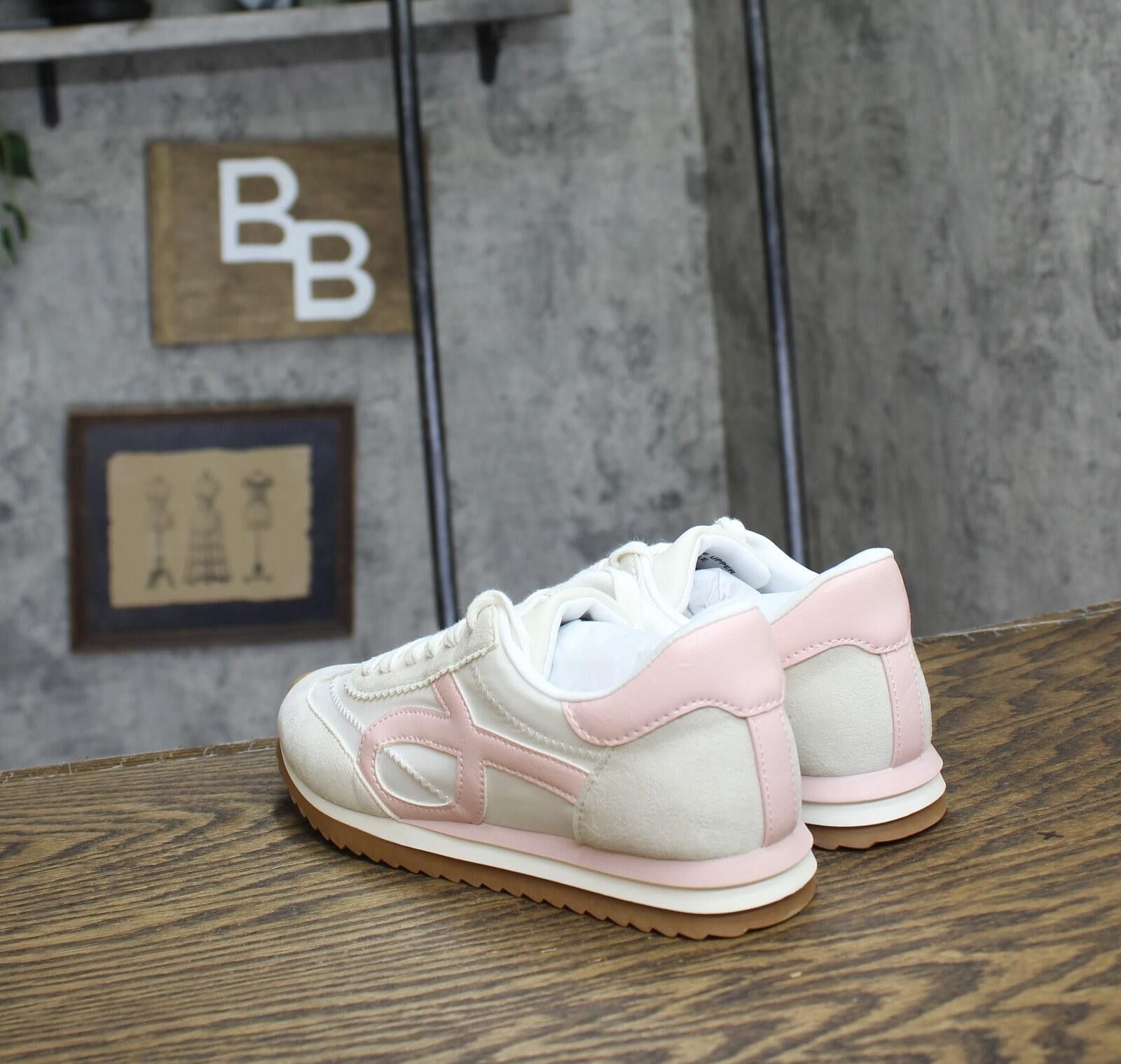 Other Nwt On 34th Womens Sneakers 10020078700 Tan / Pink / Bone 5m Size US 5 / IT 35 - 2 Thumbnail