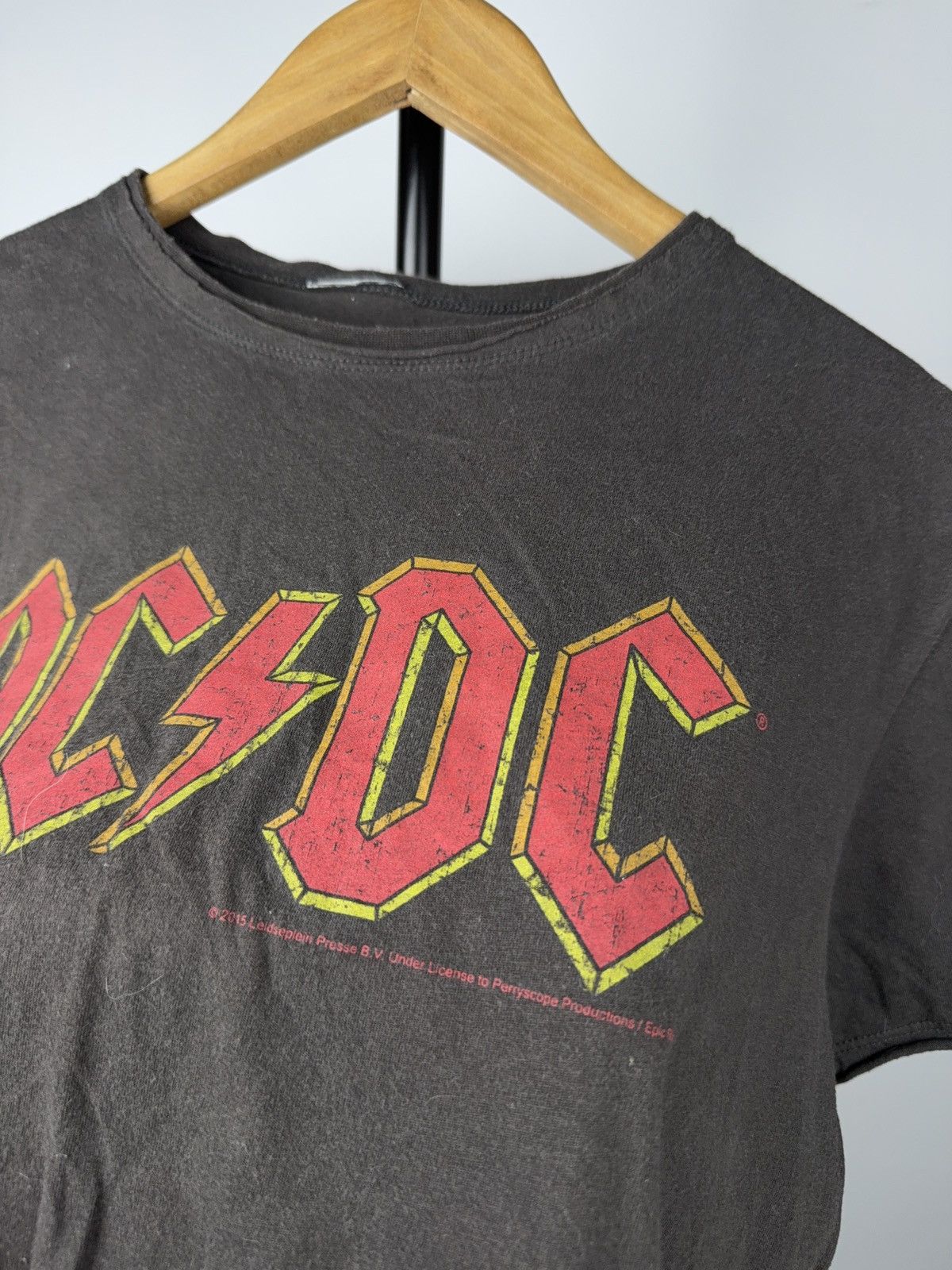 AC/DC AC/DC Vintage Faded Wash 2015 Licensed Rock Band Tee M Size US S / EU 44-46 / 1 - 6 Thumbnail