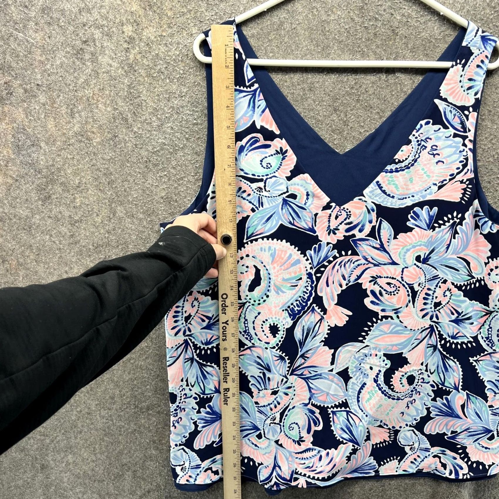 Lilly Pulitzer Lilly Pulitzer Tank Top Womens L Blue Floral Print Sleeveless Tropical Shirt Size L / US 10 / IT 46 - 6 Thumbnail