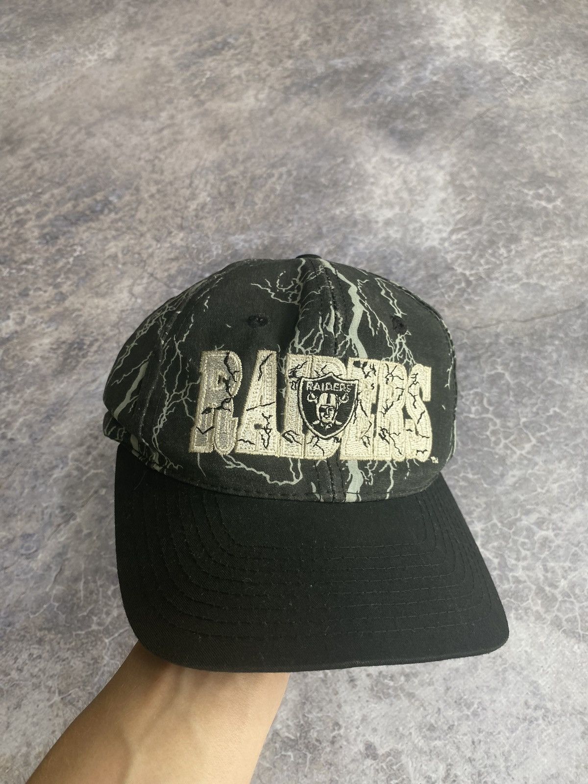 NFL Vintage Very Rare Raiders Thunder Pro One 1992 Cap NFL 90s Size ONE SIZE - 2 Thumbnail