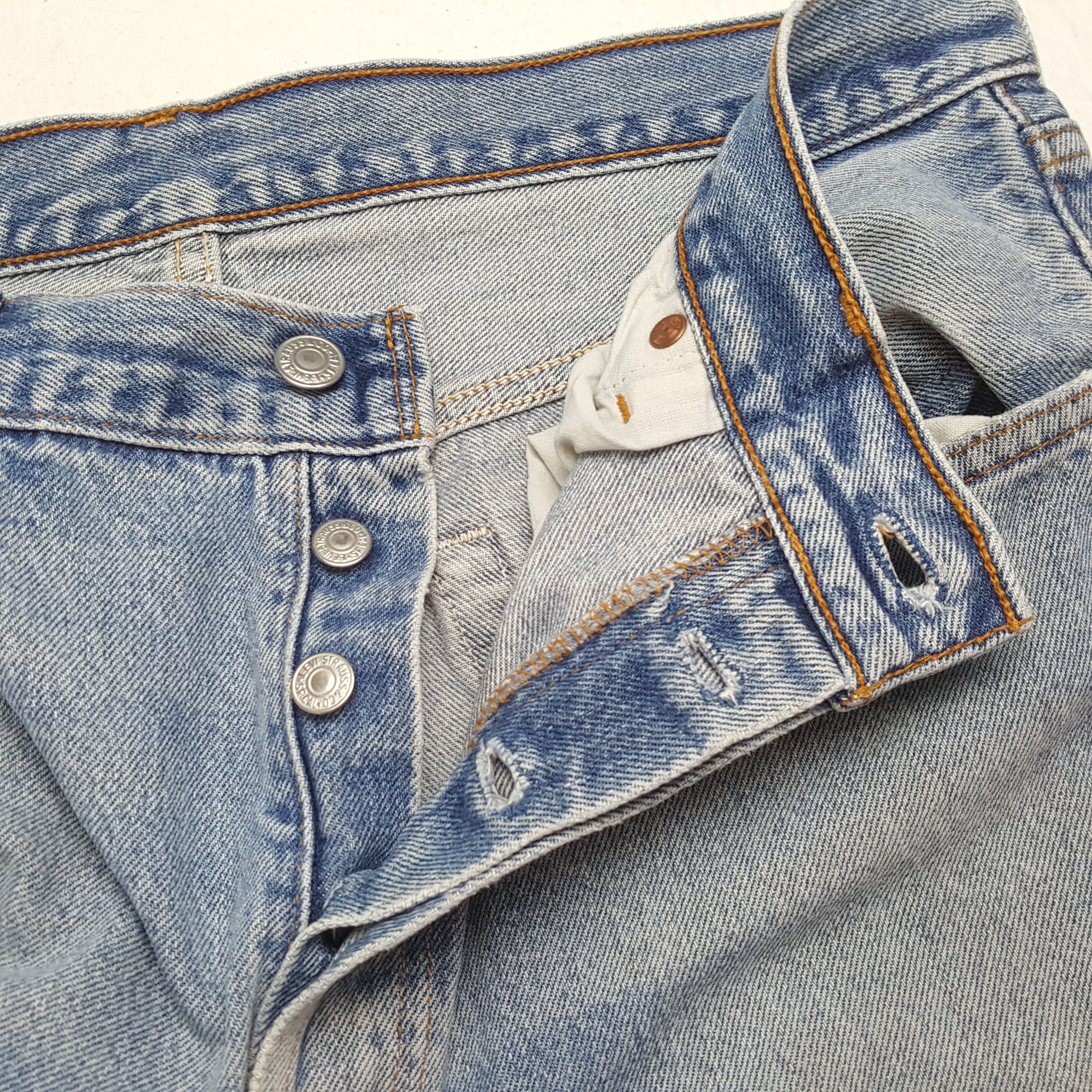 Levi's × Vintage LEVIS Distressed Jeans Daily Streetwear Style Size US 33 - 12 Thumbnail