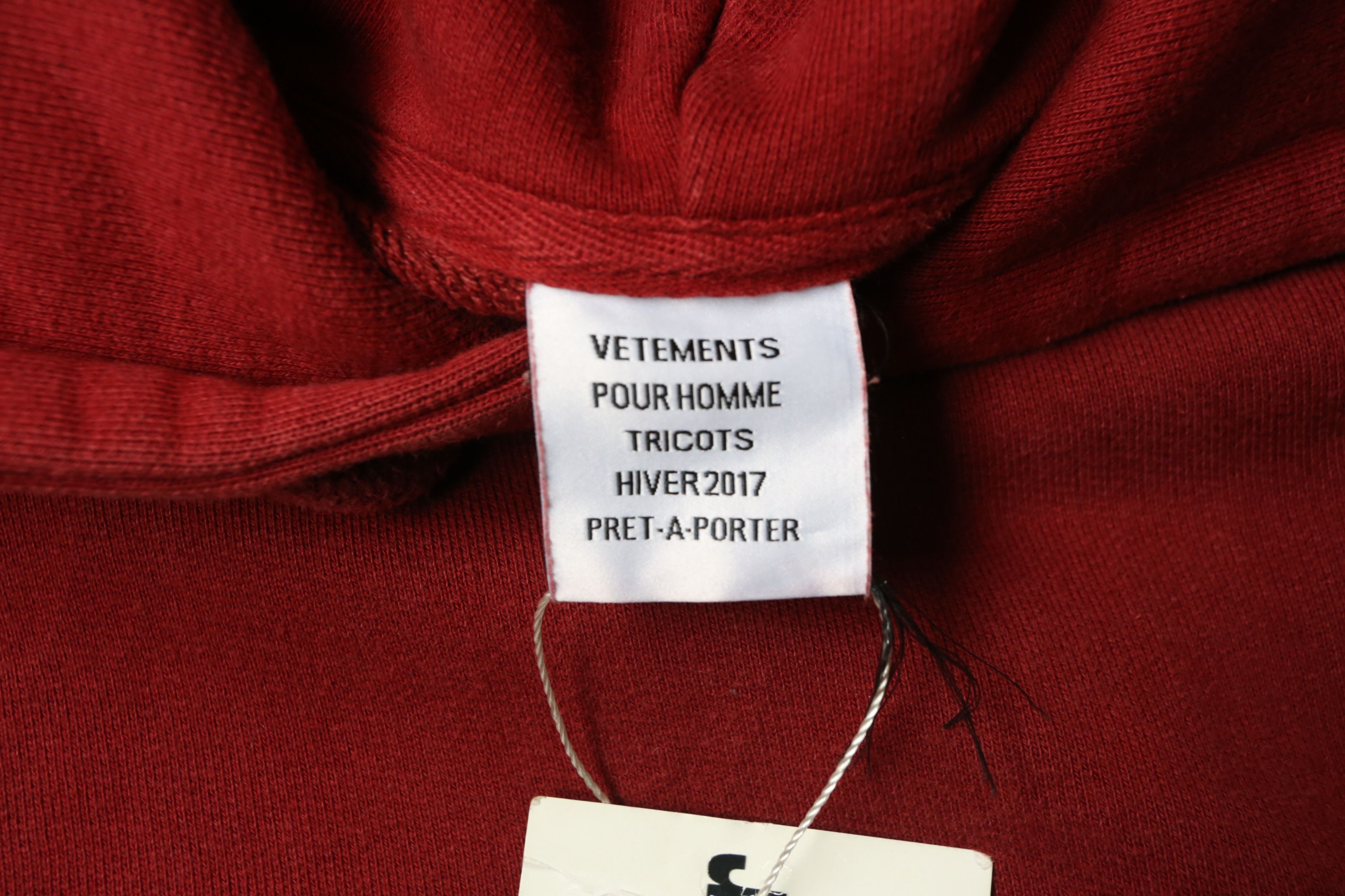 Vetements V - F/W 17 - "May the Bridges I Burn Light the Way" Hoodie Size US M / EU 48-50 / 2 - 7 Thumbnail
