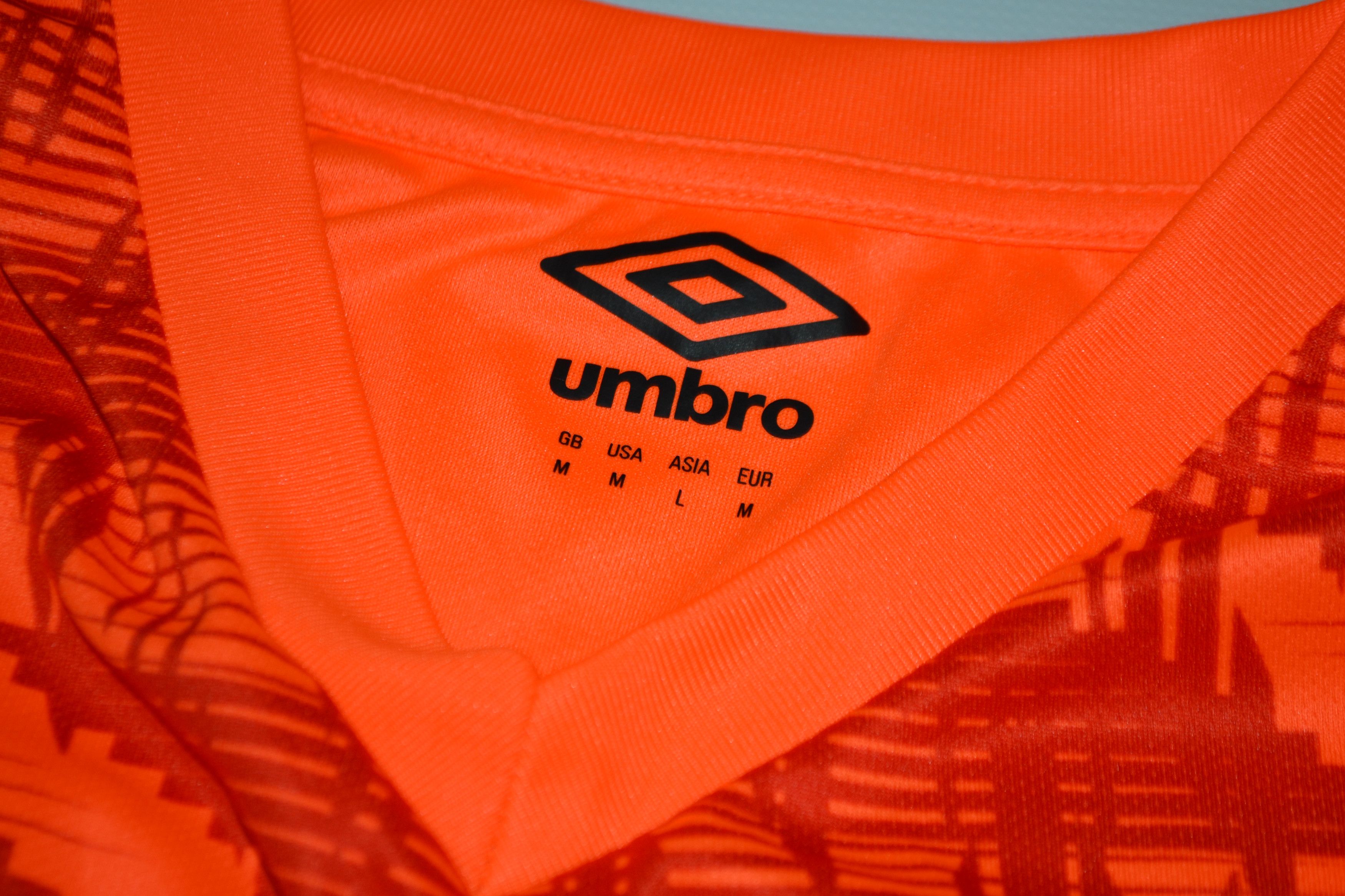 Umbro Umbro Goalkeeper Football Shirt Soccer Jersey Trikot Size US M / EU 48-50 / 2 - 3 Thumbnail