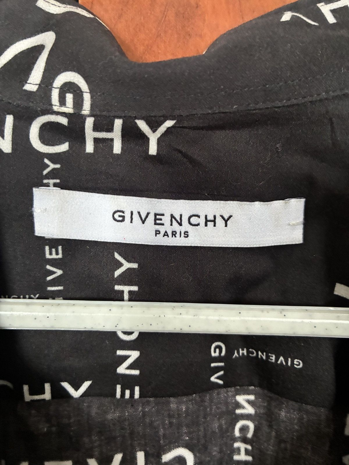Givenchy Givenchy Logo Long Sleeve Button Up Shirt Size US M / EU 48-50 / 2 - 3 Thumbnail