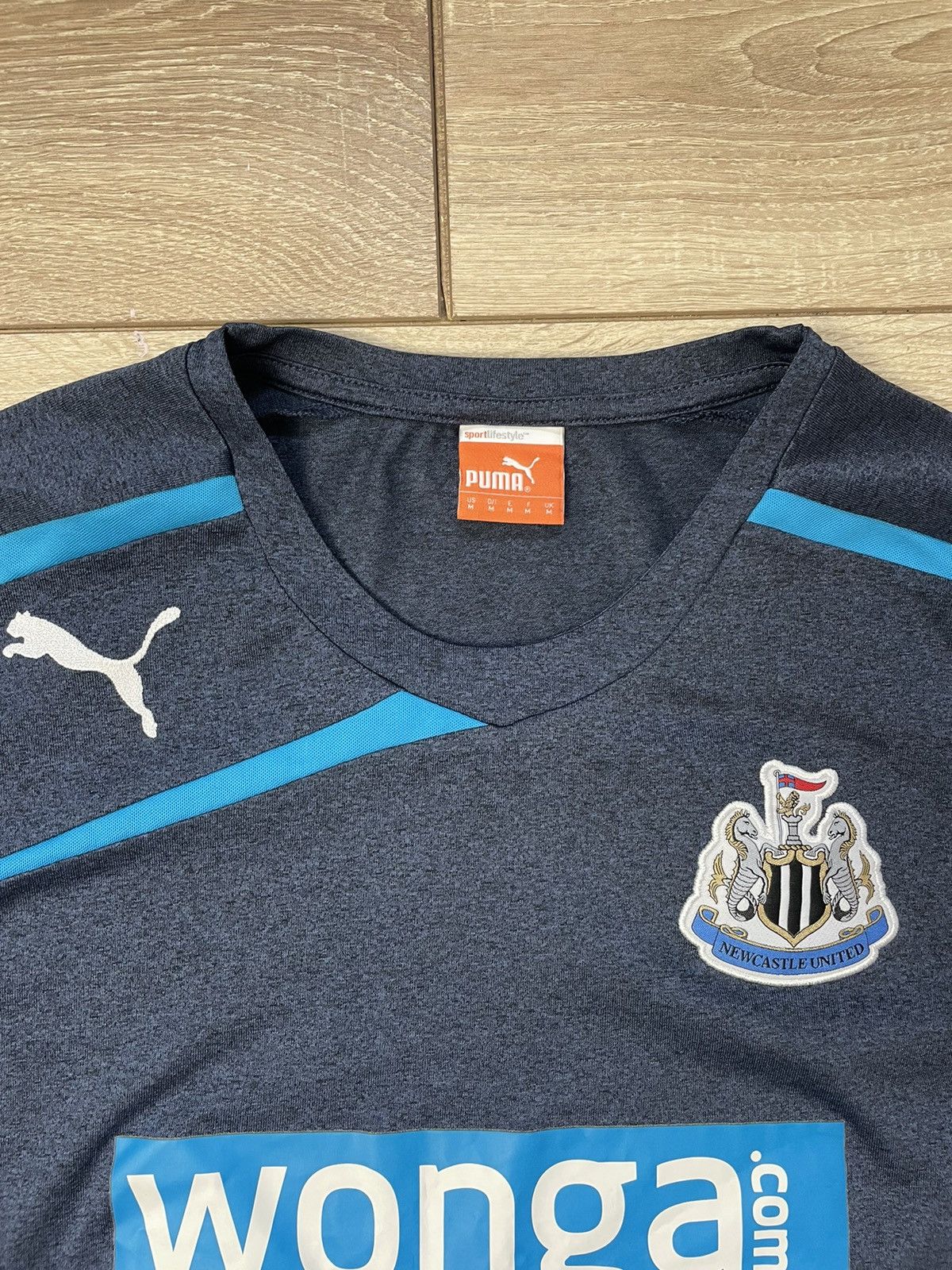 Puma Puma 2013-14 Away NEWCASTLE UNITED Football SHIRT Size M Men Size US M / EU 48-50 / 2 - 3 Thumbnail