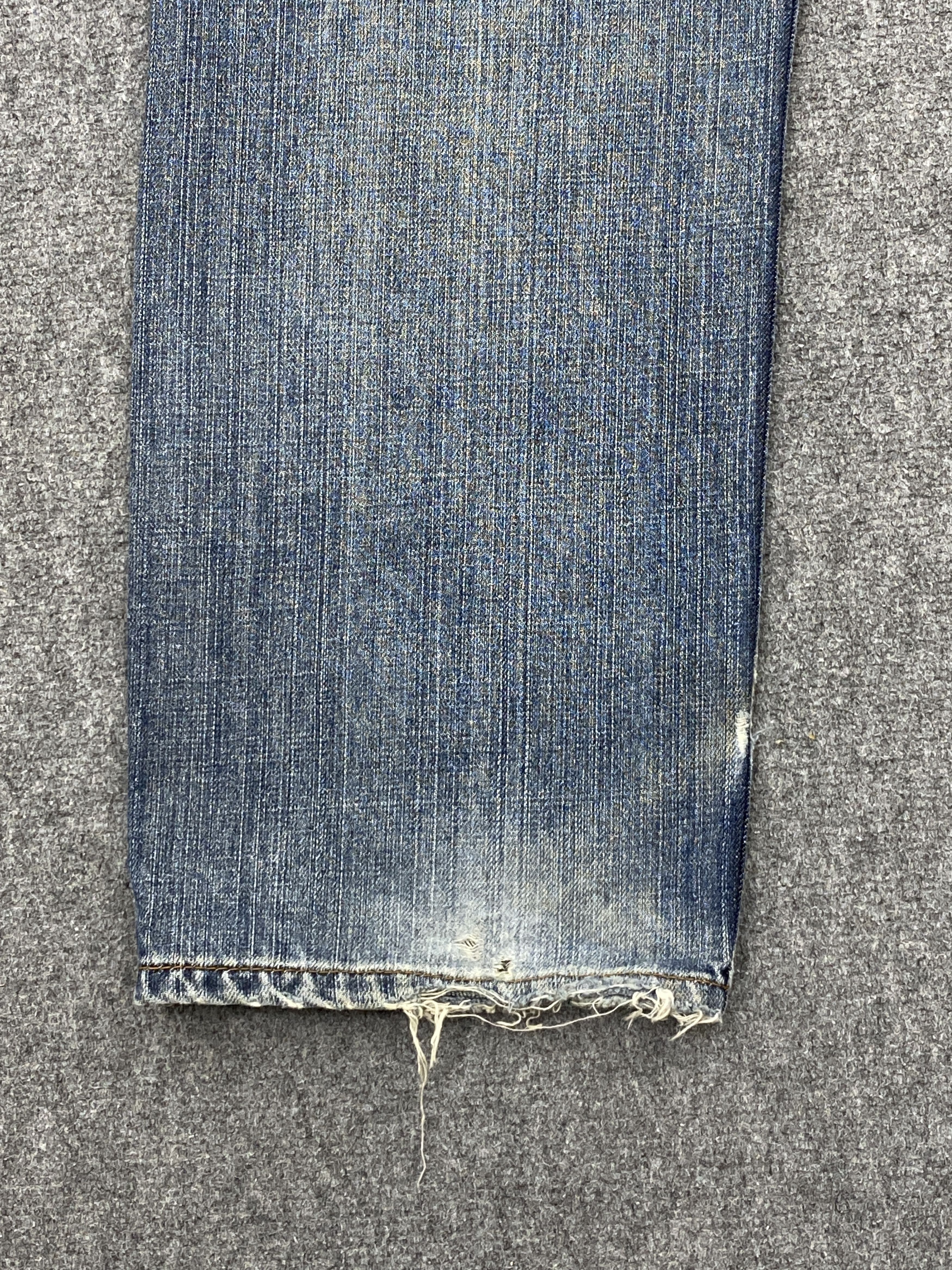 Levi's × Vintage Faded Blue Vintage Levi's 505 Denim Jeans Size US 34 / EU 50 - 16 Thumbnail