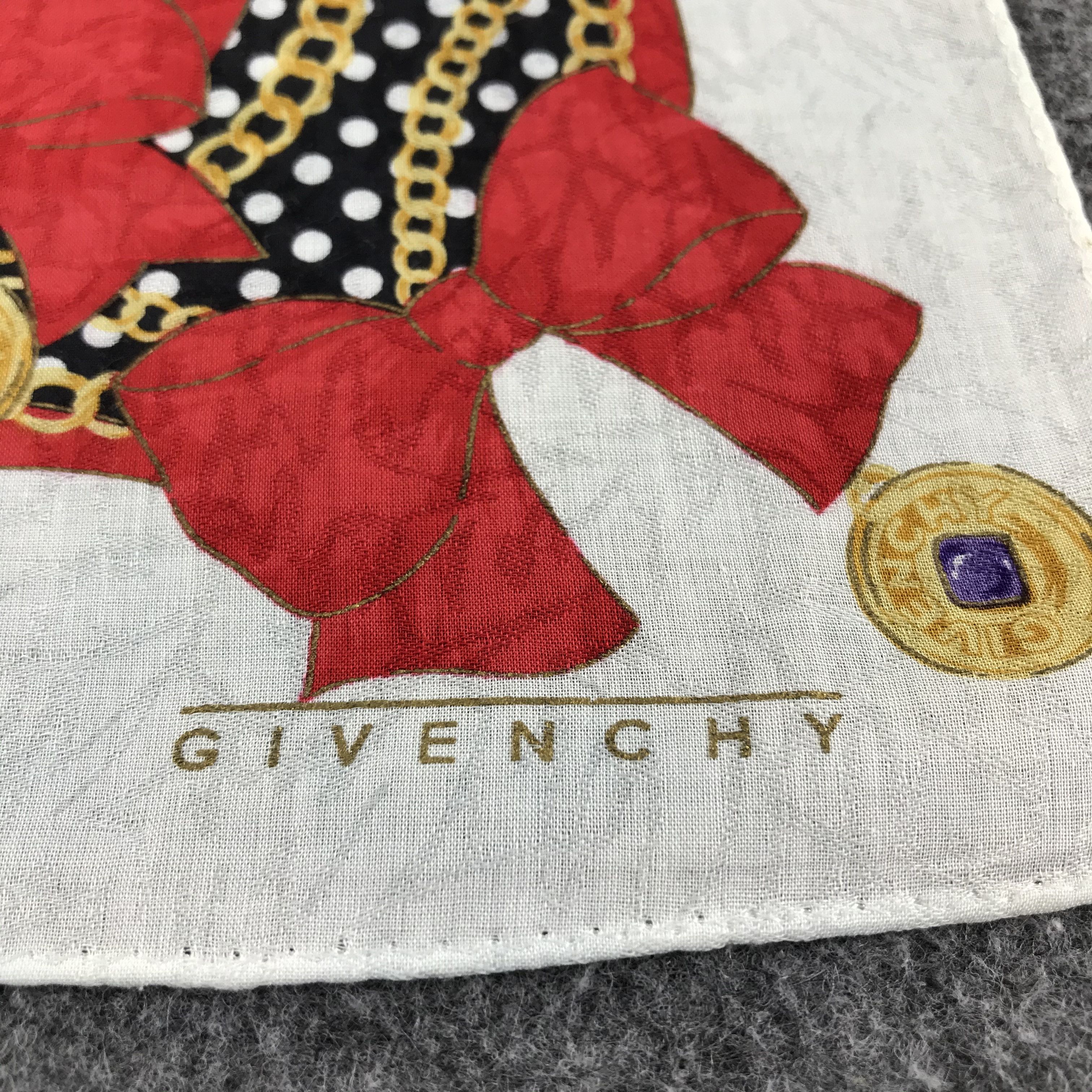 Givenchy Givenchy Luxury Handkerchief Neckerchief Bandana H398 Size ONE SIZE - 5 Thumbnail