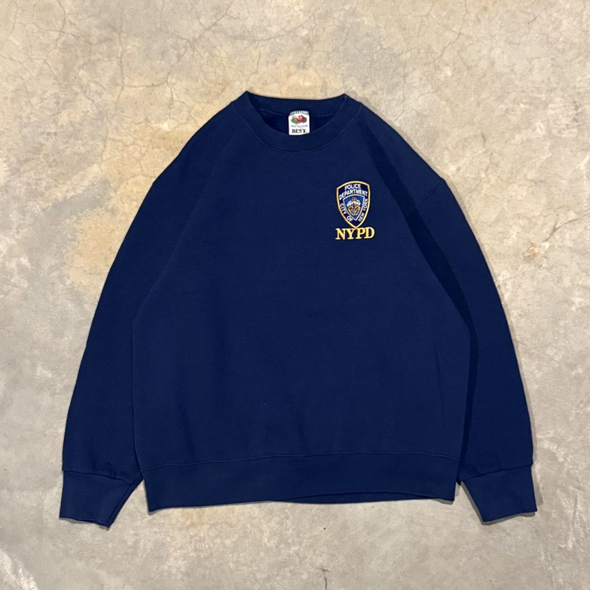 Vintage 2000s NYPD New York Police Badge Faded Crewneck ERD Grunge Size US L / EU 52-54 / 3 - 1 Thumbnail