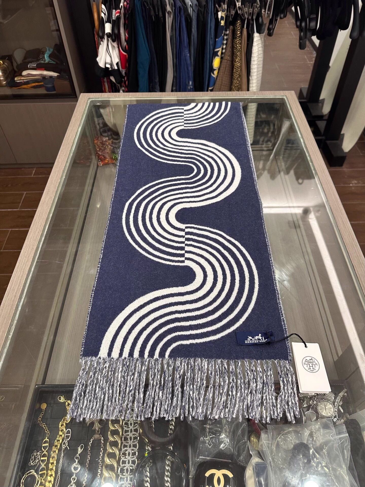 Hermes Hermes Navy & White Wavy Logo Cashmere Scarf Size ONE SIZE - 4 Thumbnail