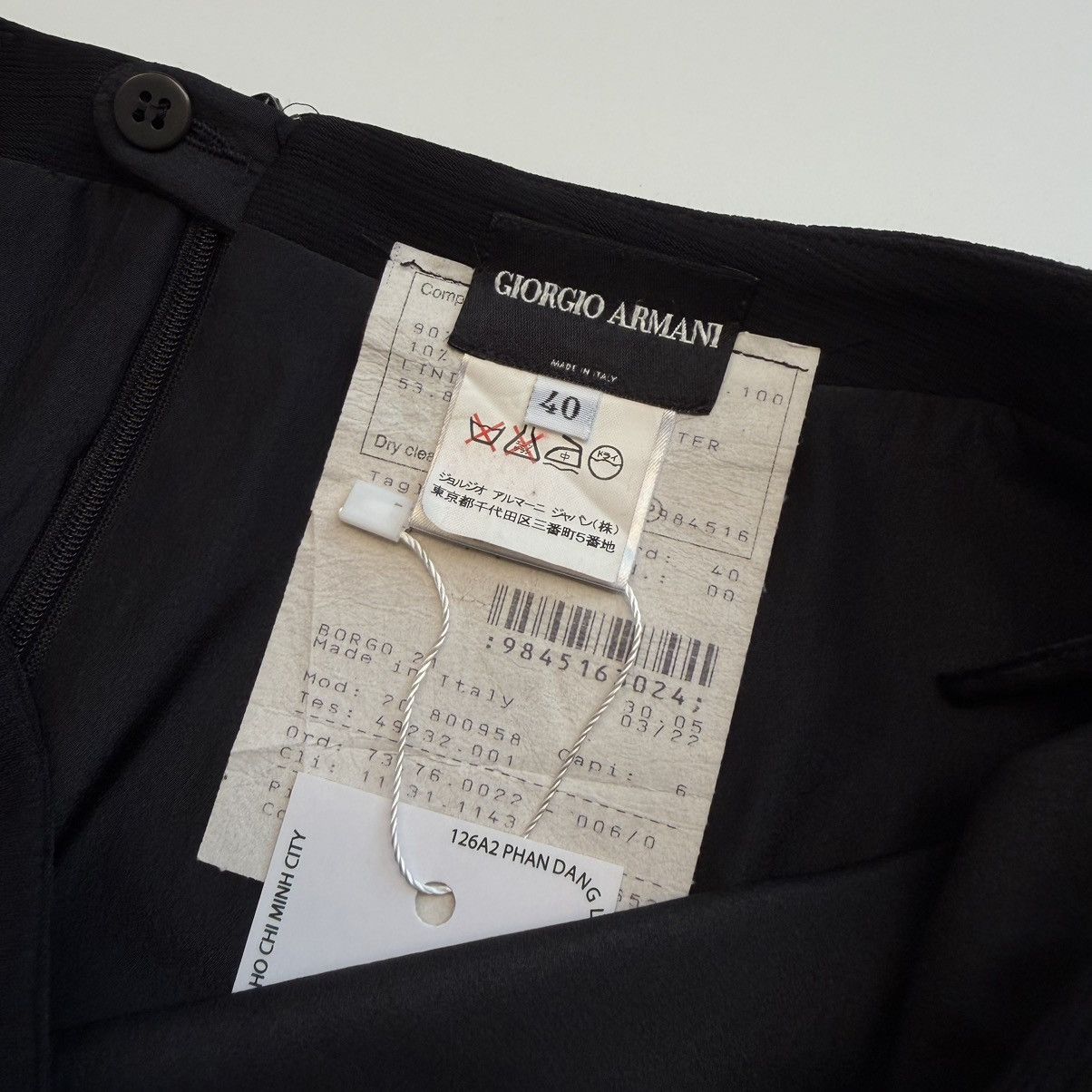 Giorgio Armani 1990s Giorgio Armani Side Fold Pencil Skirt Size 26" / US 2 / IT 38 - 4 Thumbnail