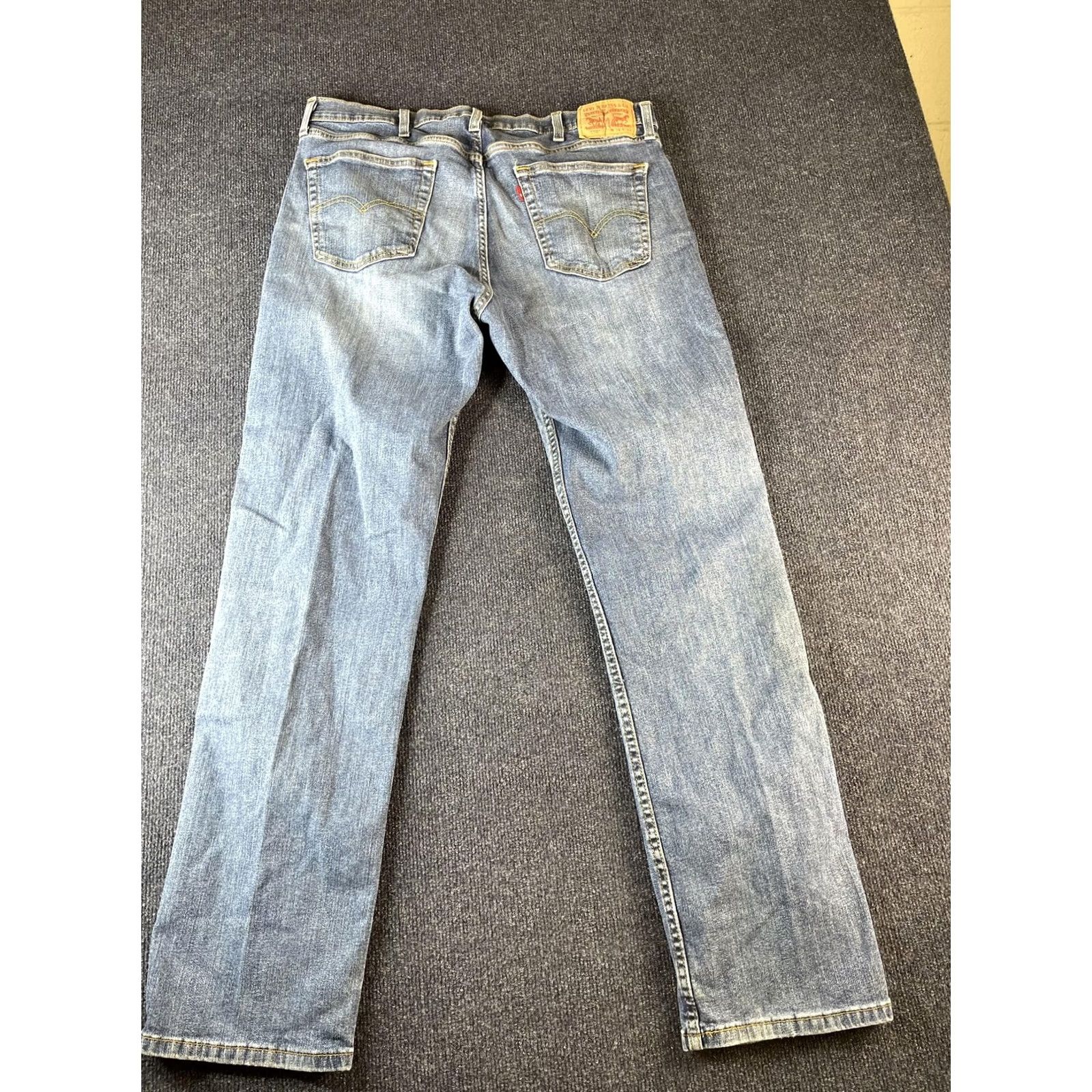 Levi's Levi's Mens Jeans Blue Denim Straight Leg Medium Wash Classic Five Pocket Casual Size US 38 / EU 54 - 3 Thumbnail