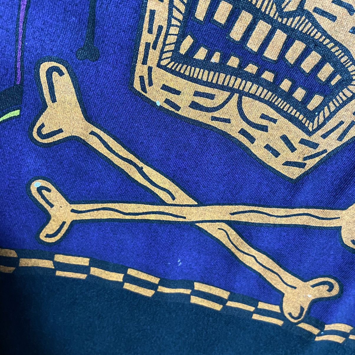 Vintage Vintage 90s Gymnasium King Rocker Graphic Art Tee Size US XL / EU 56 / 4 - 6 Thumbnail