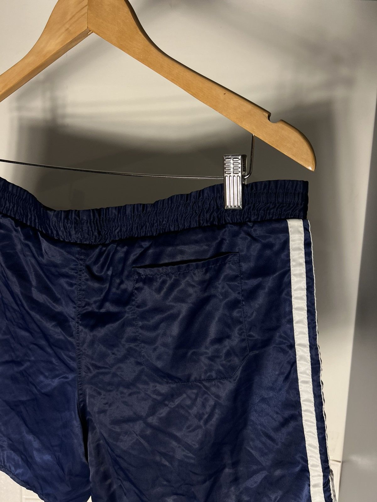 Adidas VINTAGE ADIDAS ORIGINAL EQUIPMENT RETRO SOCCER SHORTS 90s Size US S / EU 44-46 / 1 - 9 Thumbnail