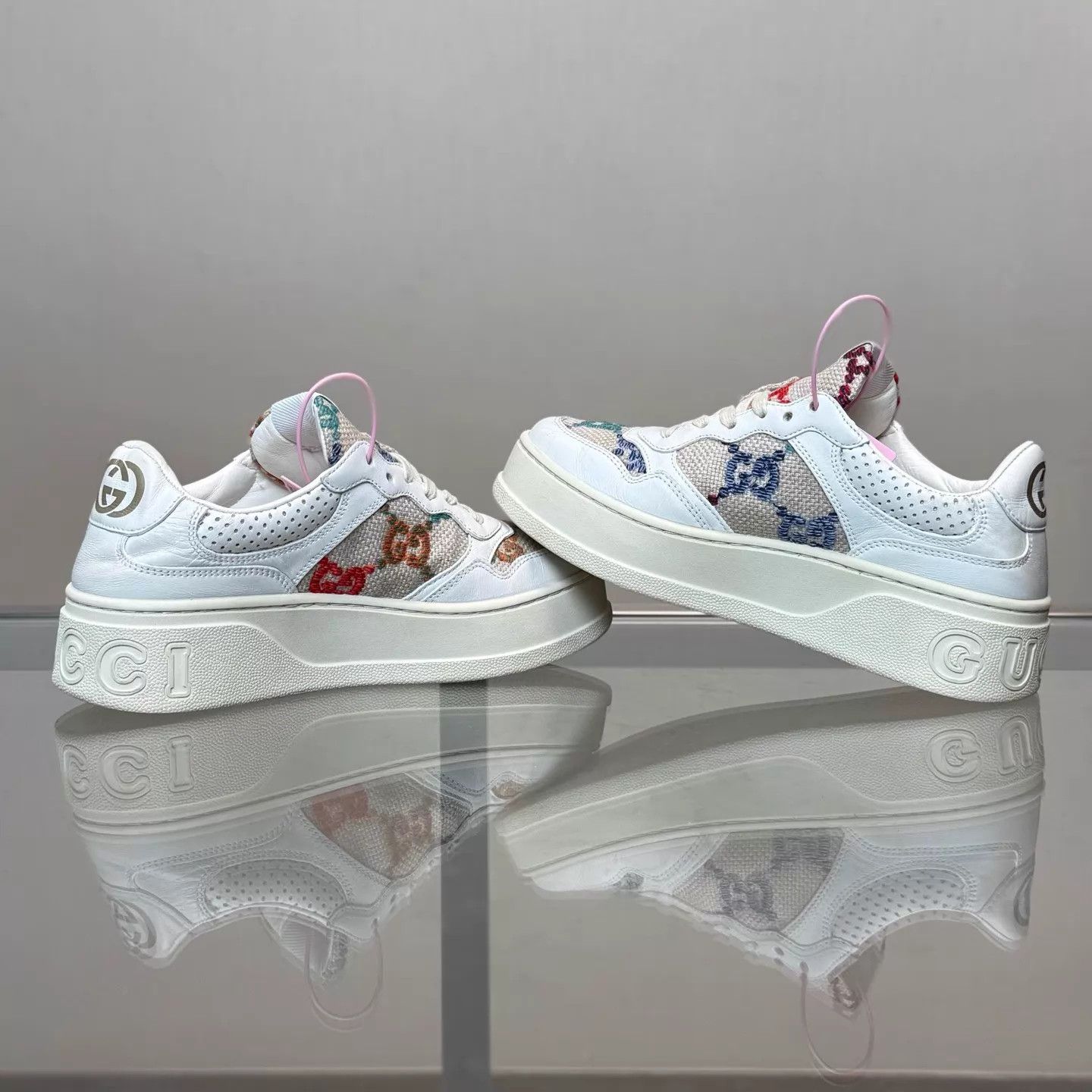 Gucci Gucci Women's White Embroidered GG Biscuit Sneakers Size US 5.5 / IT 35.5 - 5 Thumbnail