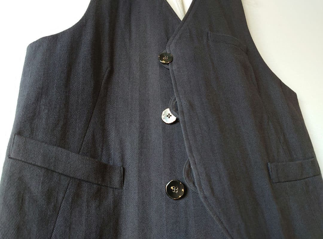 Other Araki Yuu Loop Holes Vest Size US M / EU 48-50 / 2 - 5 Thumbnail