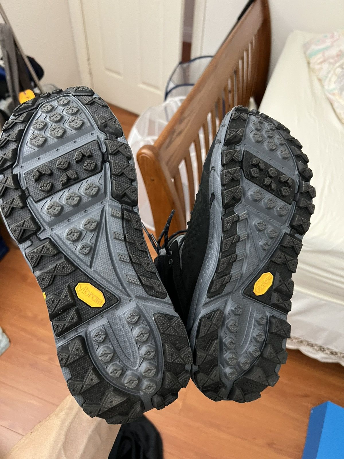 Hoka Hoka tor ultra hi Size US 8 / EU 41 - 4 Thumbnail