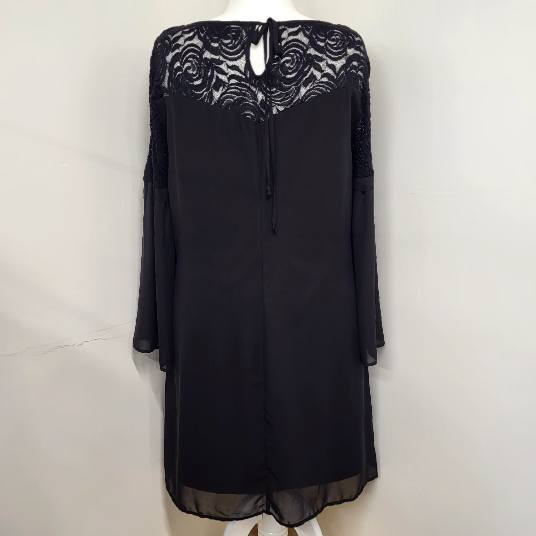Vintage Luxology Estilo Dress Women's 18 Tall Black Lace Swing Kimono Sleeves Lined Size XXL / US 16-18 / IT 52-54 - 7 Thumbnail