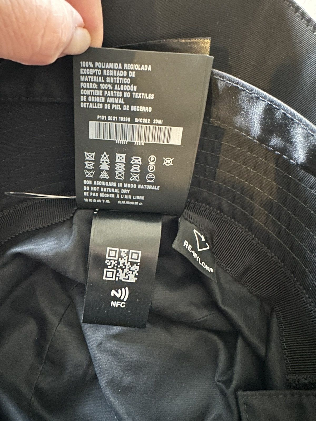 Prada Prada Bucket Hat w pocket Size ONE SIZE - 8 Thumbnail