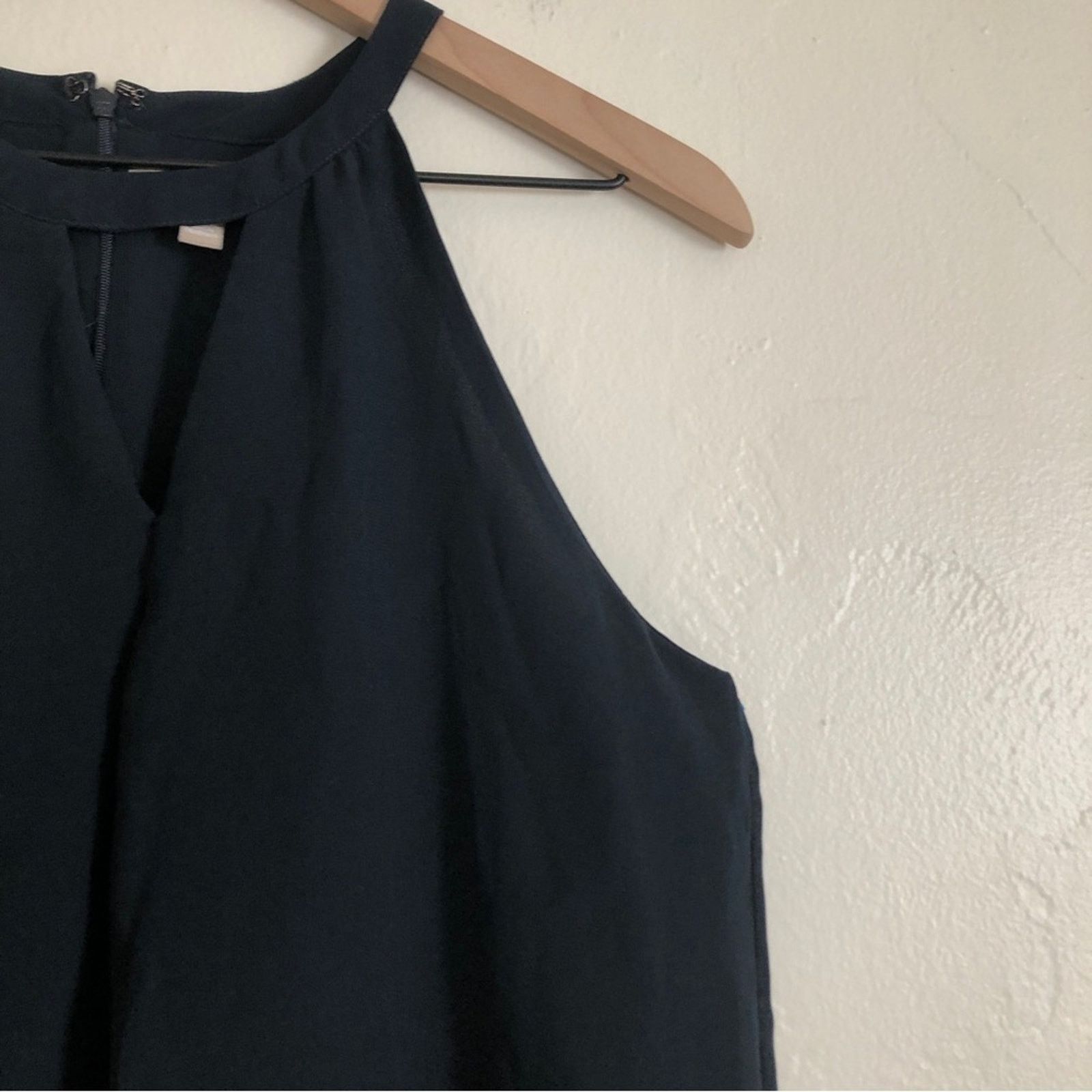 Banana Republic Banana Republic Blue High Neck Keyhole Tank Blouse Top Size M / US 6-8 / IT 42-44 - 5 Thumbnail