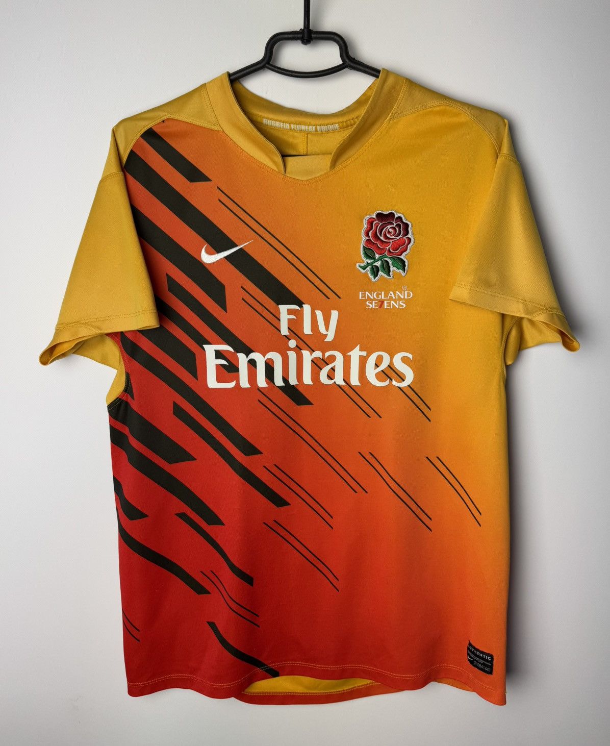 Nike Vintage England 2011 2012 Training Rugby Shirt Jersey Nike Size US S / EU 44-46 / 1 - 1 Thumbnail